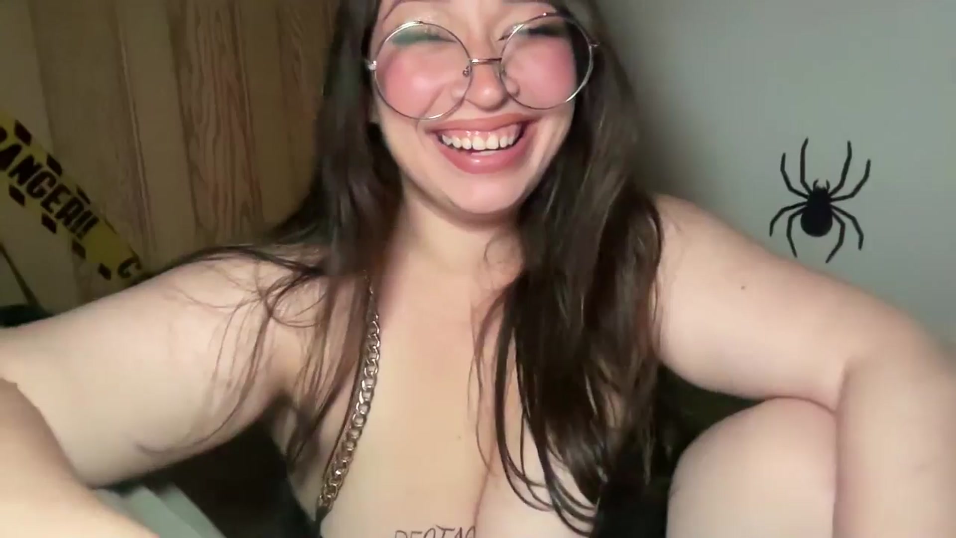Gallery image thumbnail from Hasymura's myfreecams stream on, 11/09/2024, 24:01 image 12 of 20