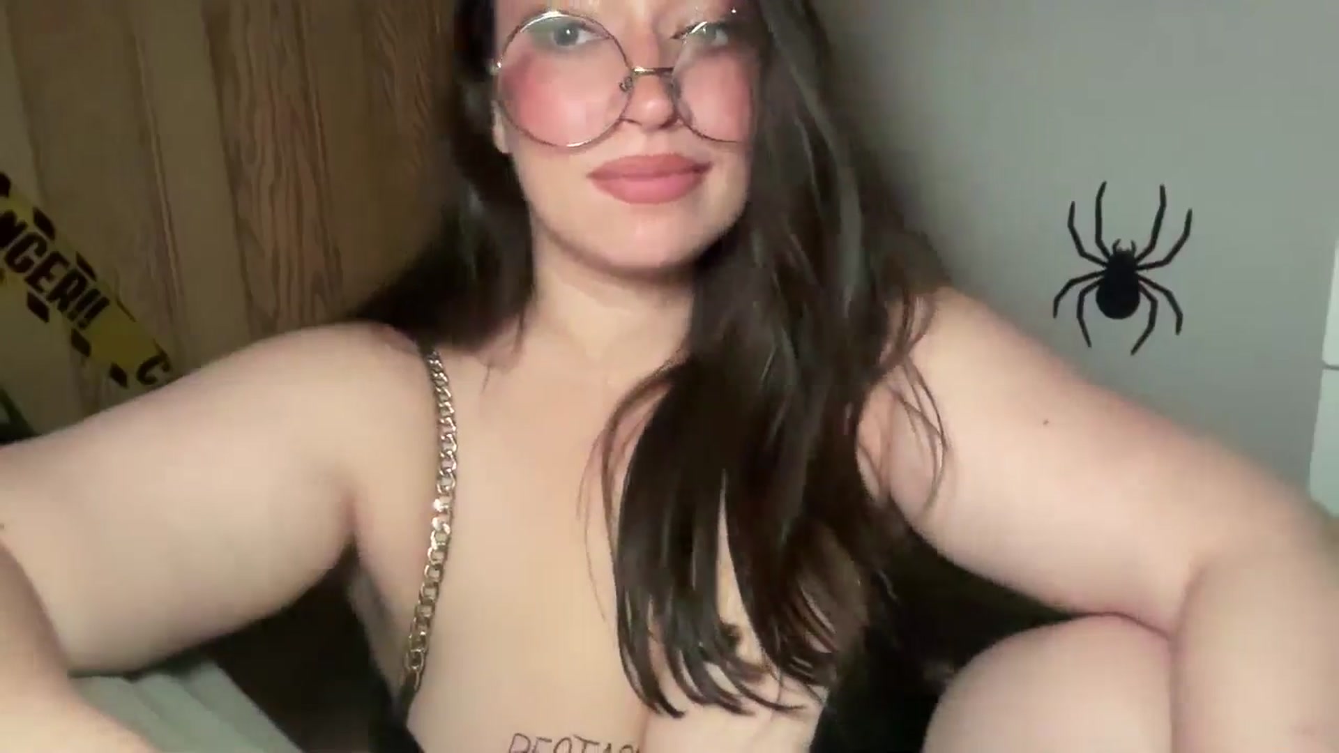 Gallery image thumbnail from Hasymura's myfreecams stream on, 11/09/2024, 24:01 image 10 of 20
