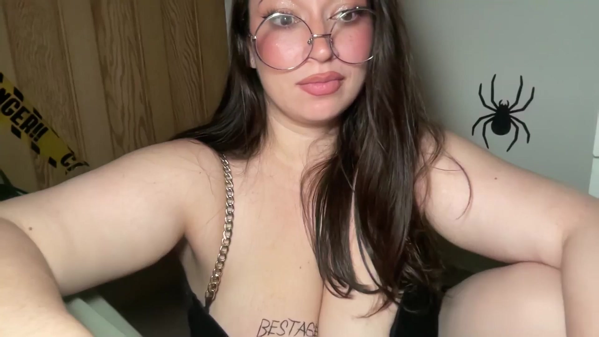 Gallery image thumbnail from Hasymura's myfreecams stream on, 11/09/2024, 24:01 image 11 of 20