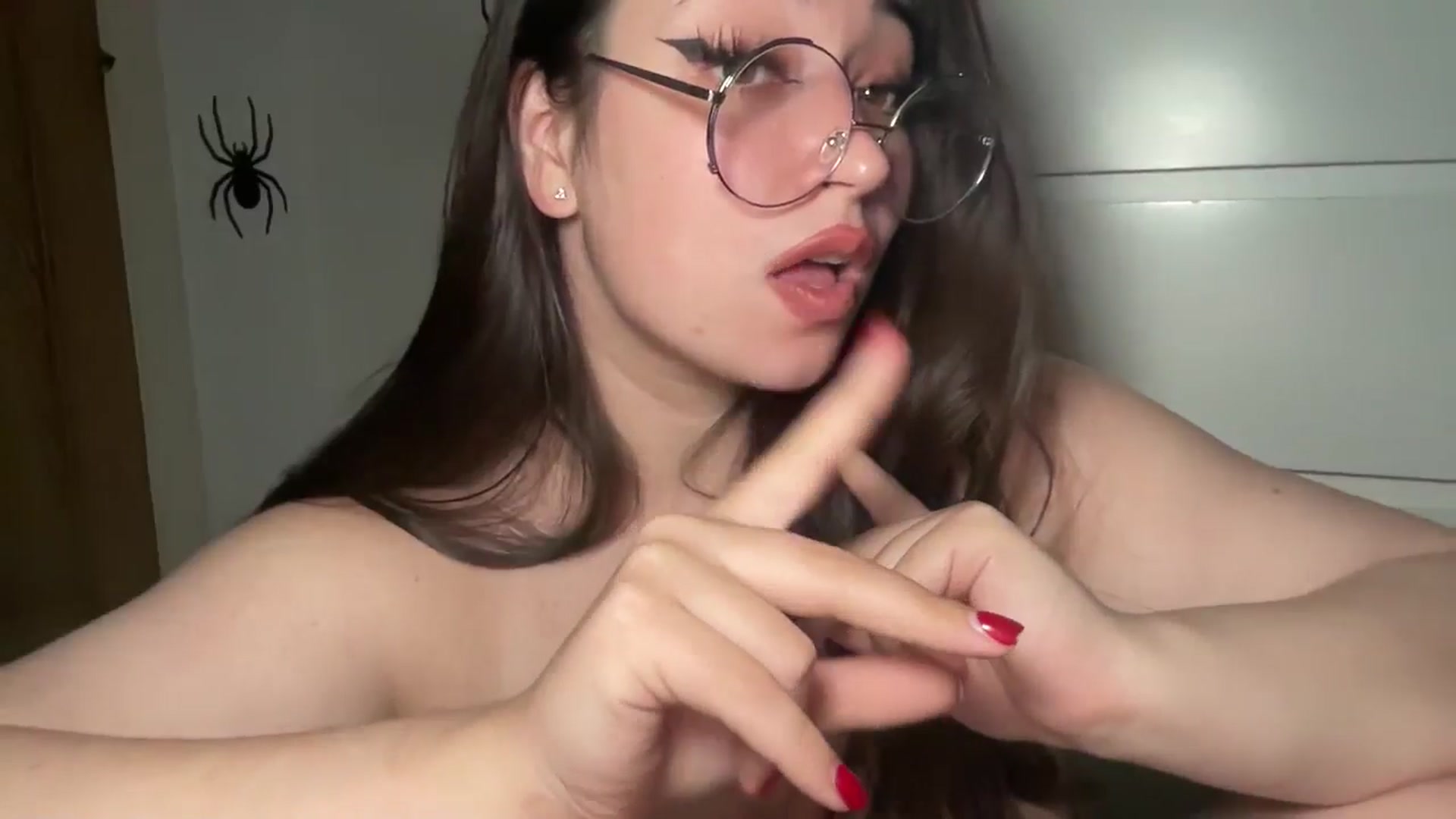 Gallery image thumbnail from Hasymura's myfreecams stream on, 11/18/2024, 01:54 image 5 of 20