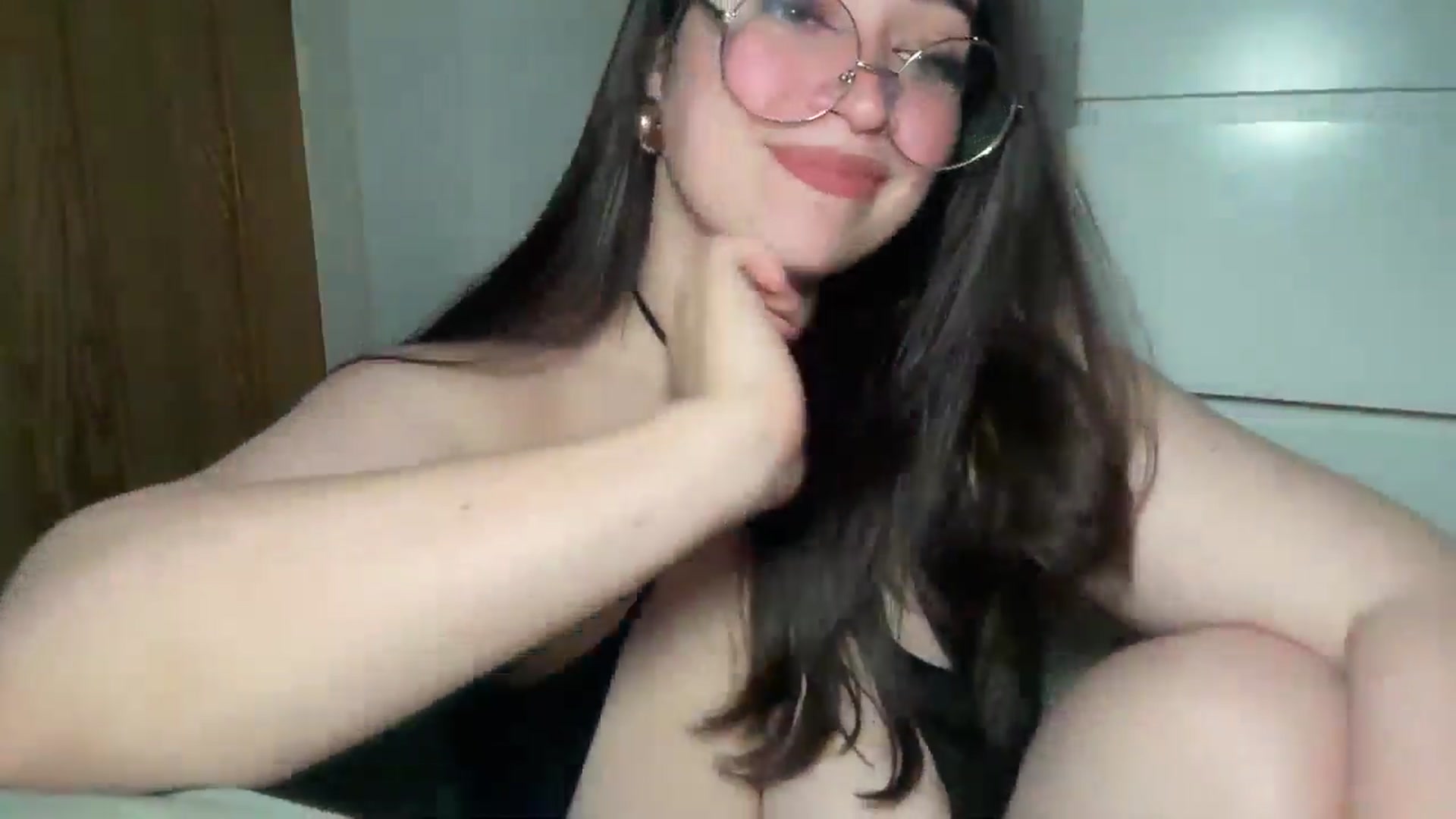 Gallery image thumbnail from Hasymura's myfreecams stream on, 11/24/2024, 22:54 image 10 of 20