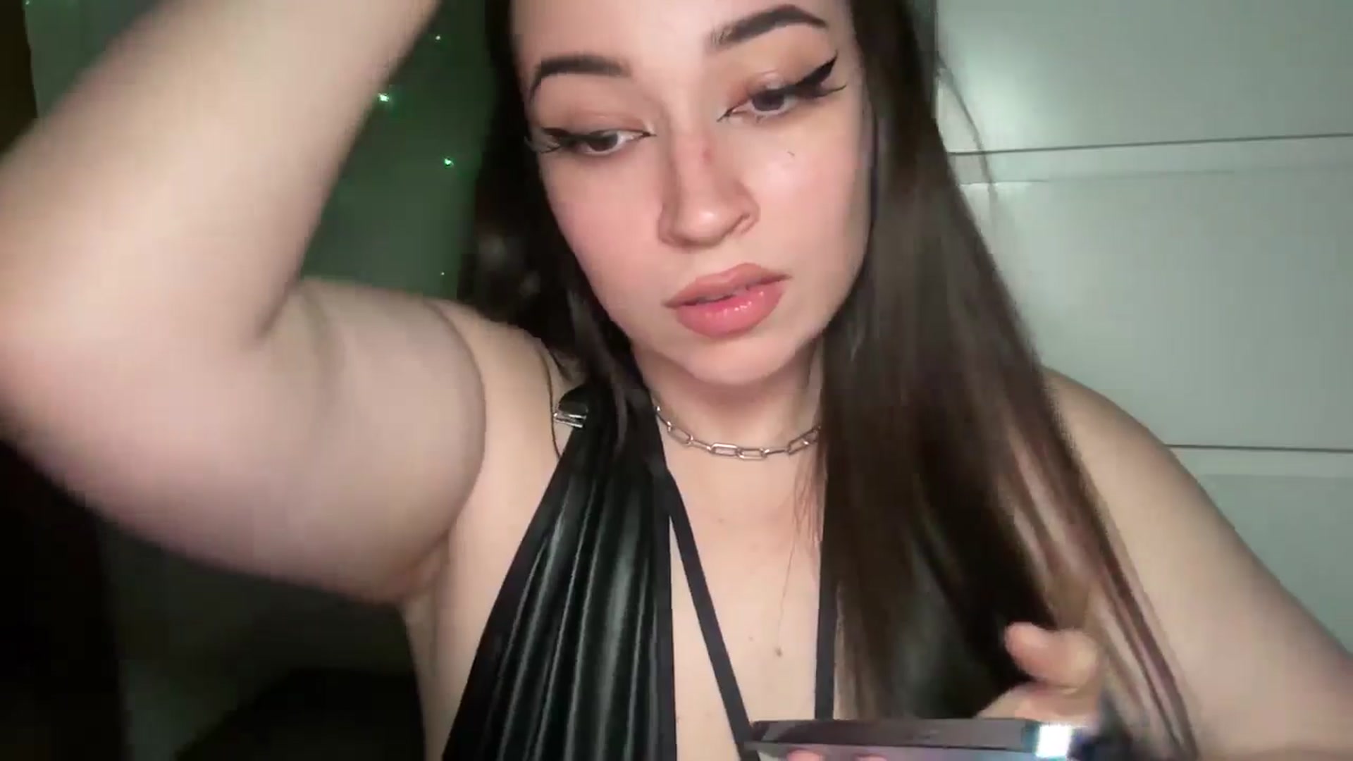 Gallery image thumbnail from Hasymura's myfreecams stream on, 01/07/2025, 02:41 image 19 of 20