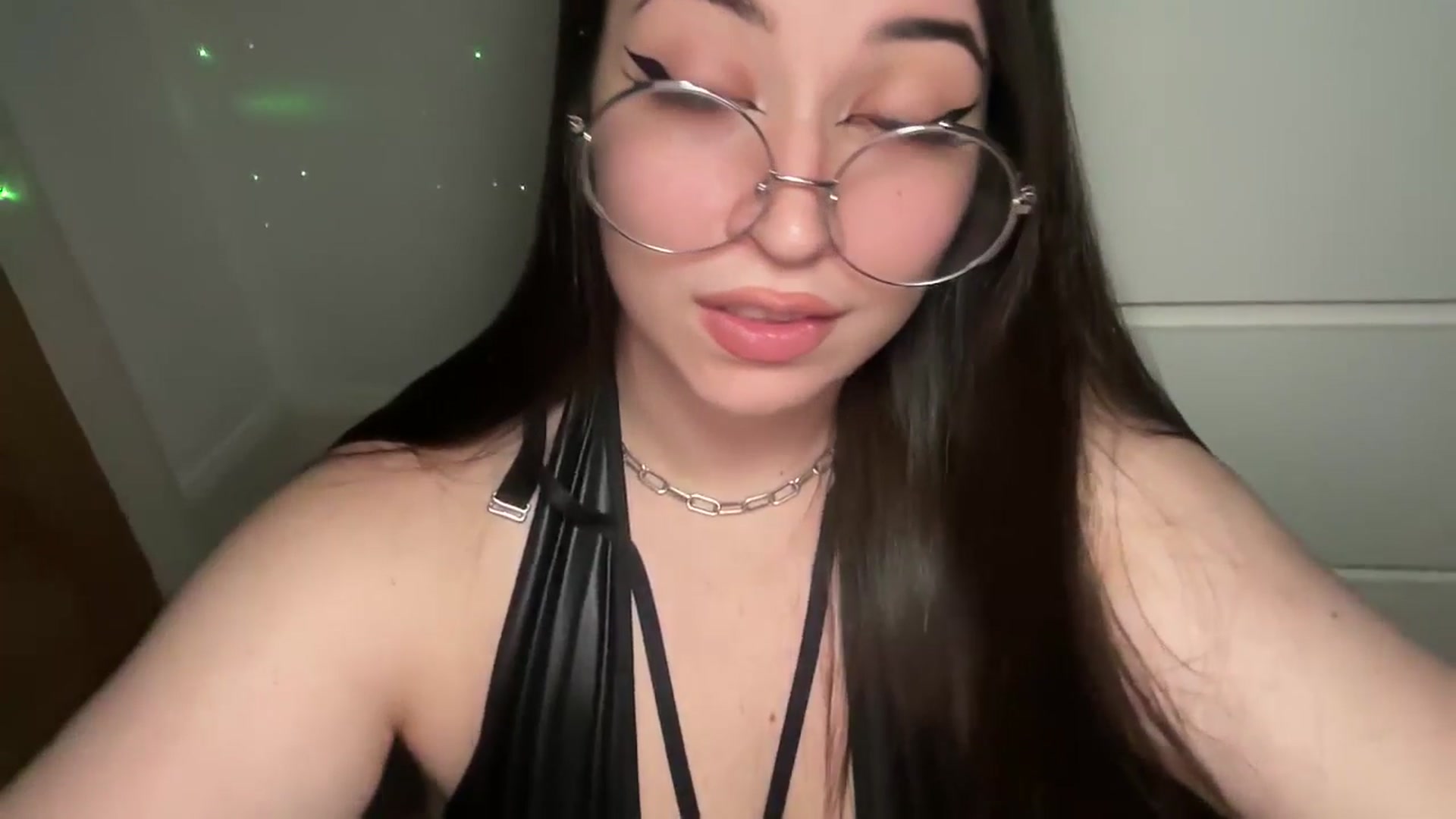 Gallery image thumbnail from Hasymura's myfreecams stream on, 01/07/2025, 02:41 image 7 of 20