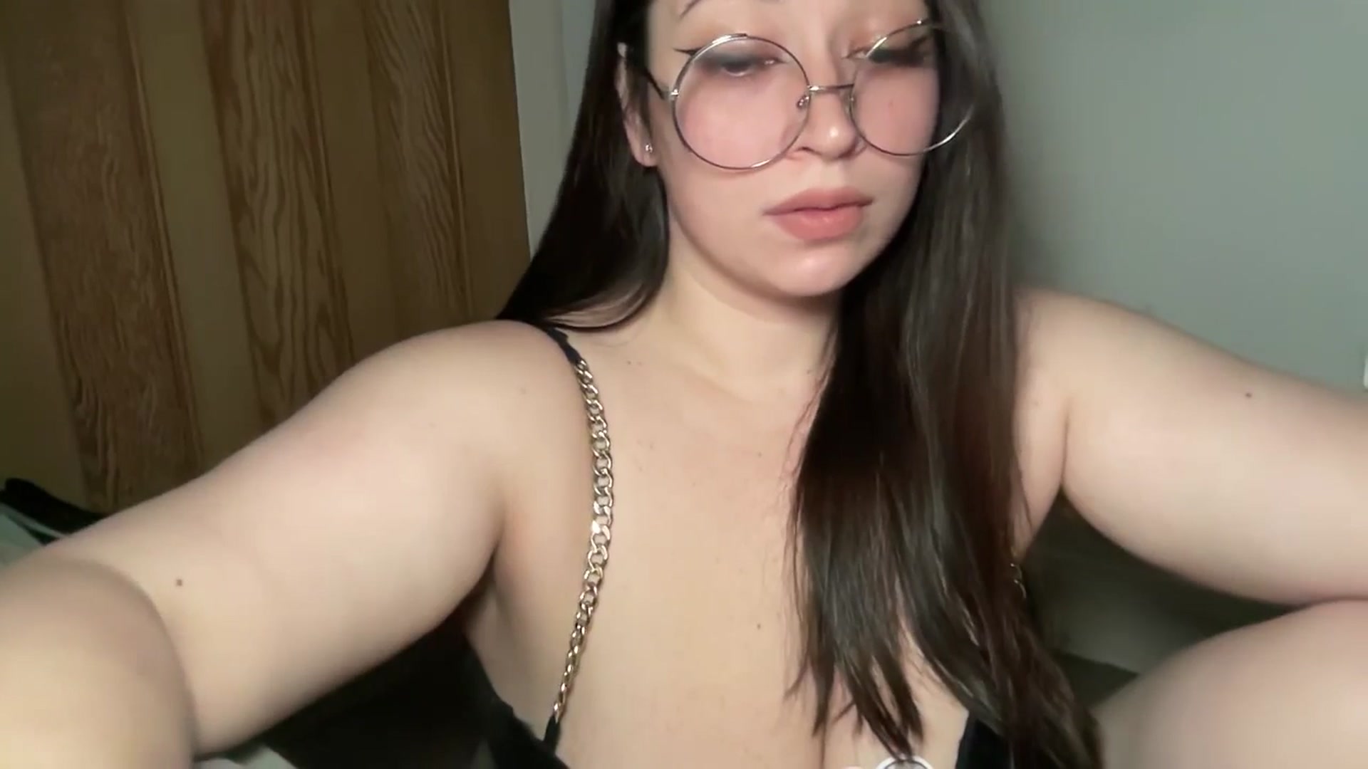 Gallery image thumbnail from Hasymura's myfreecams stream on, 01/17/2025, 01:38 image 2 of 20