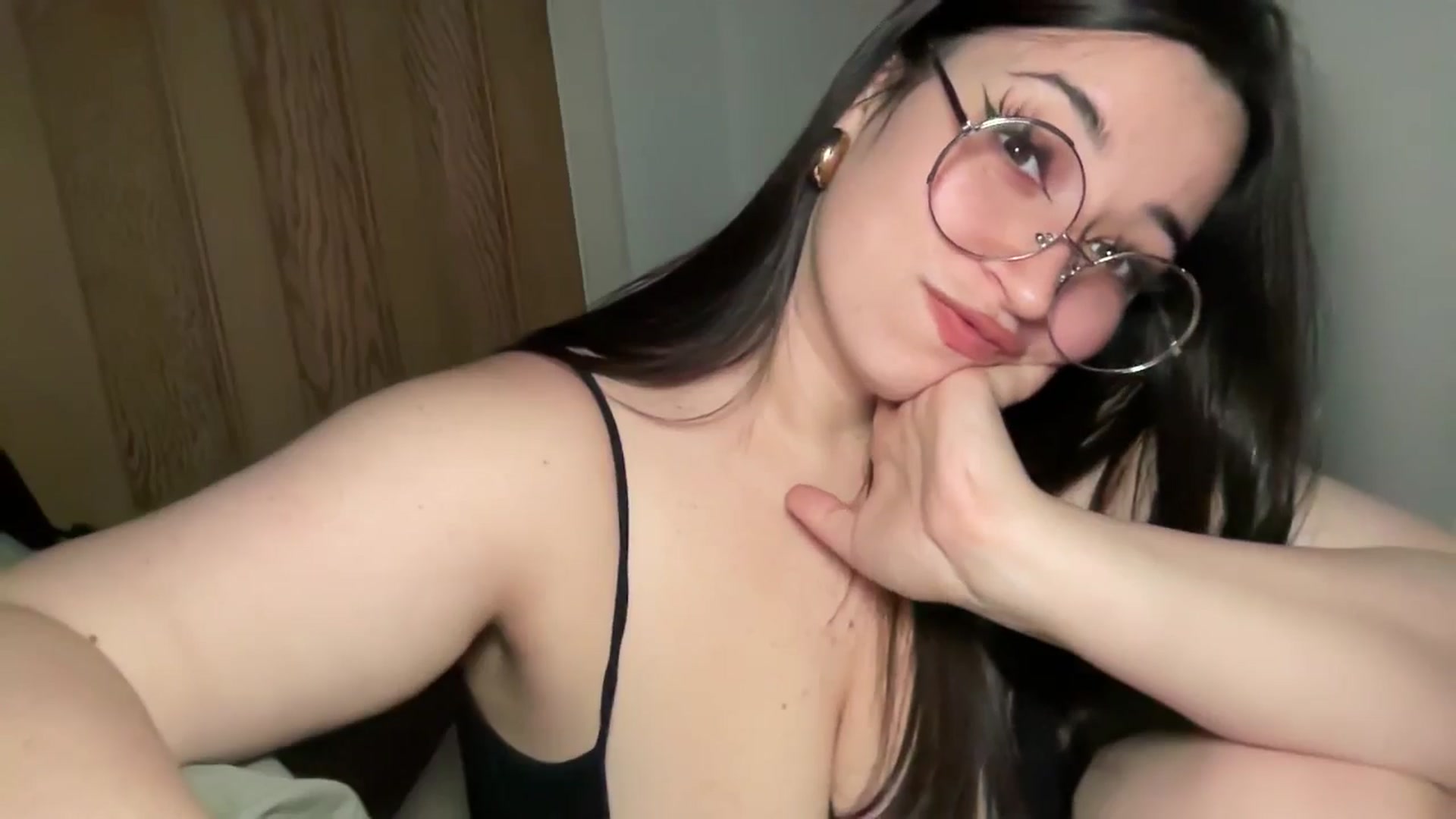 Gallery image thumbnail from Hasymura's myfreecams stream on, 01/21/2025, 23:11 image 17 of 20