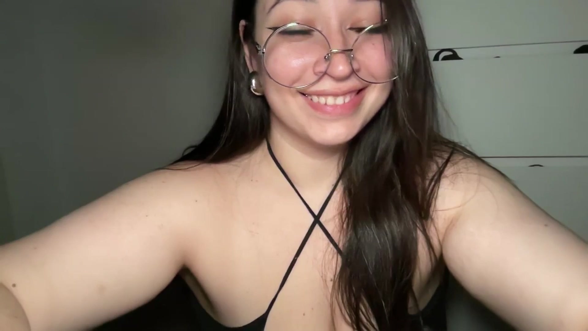 Gallery image thumbnail from Hasymura's myfreecams stream on, 02/04/2025, 24:29 image 19 of 20