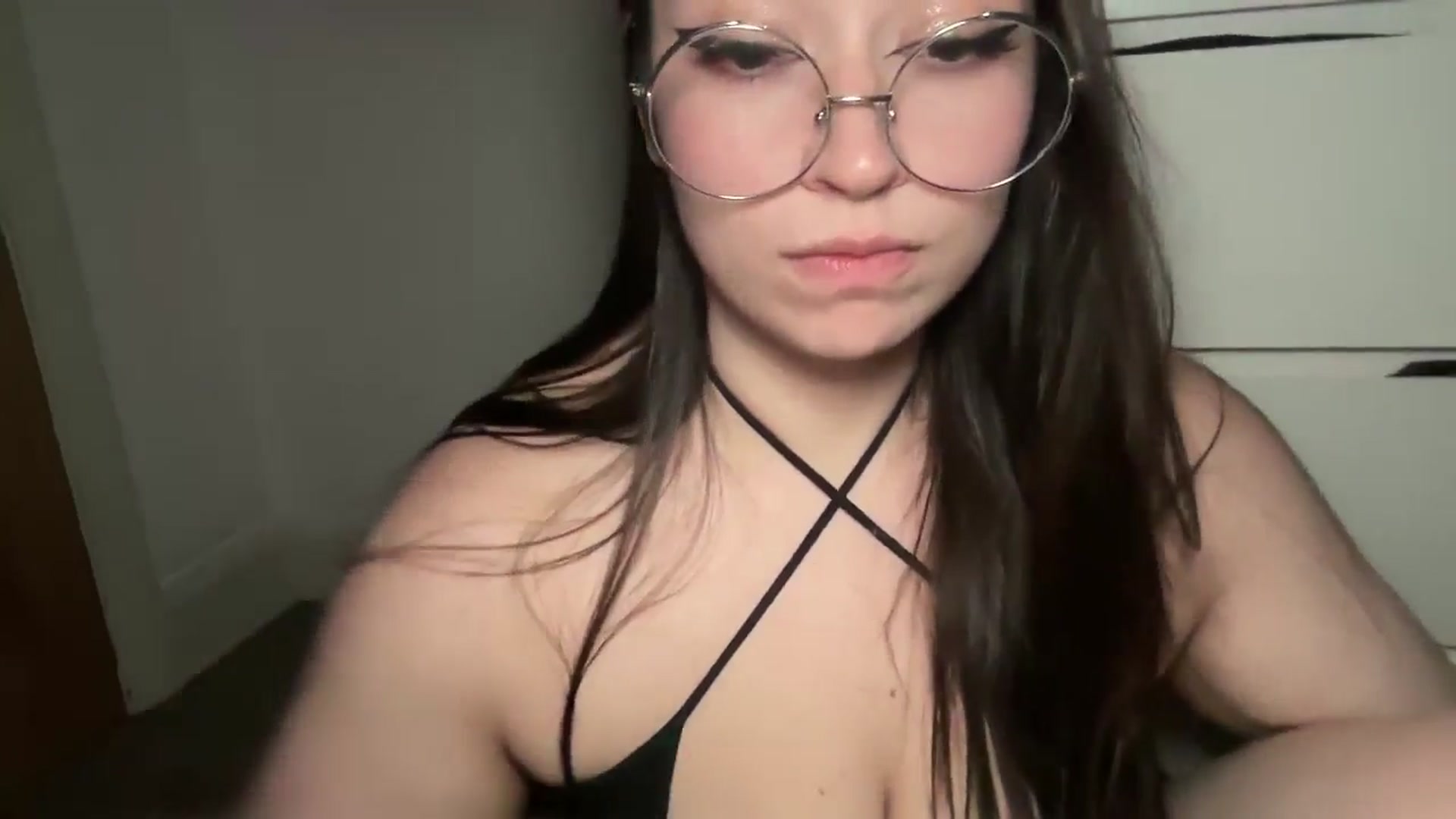 Gallery image thumbnail from Hasymura's myfreecams stream on, 03/11/2025, 02:39 image 12 of 20