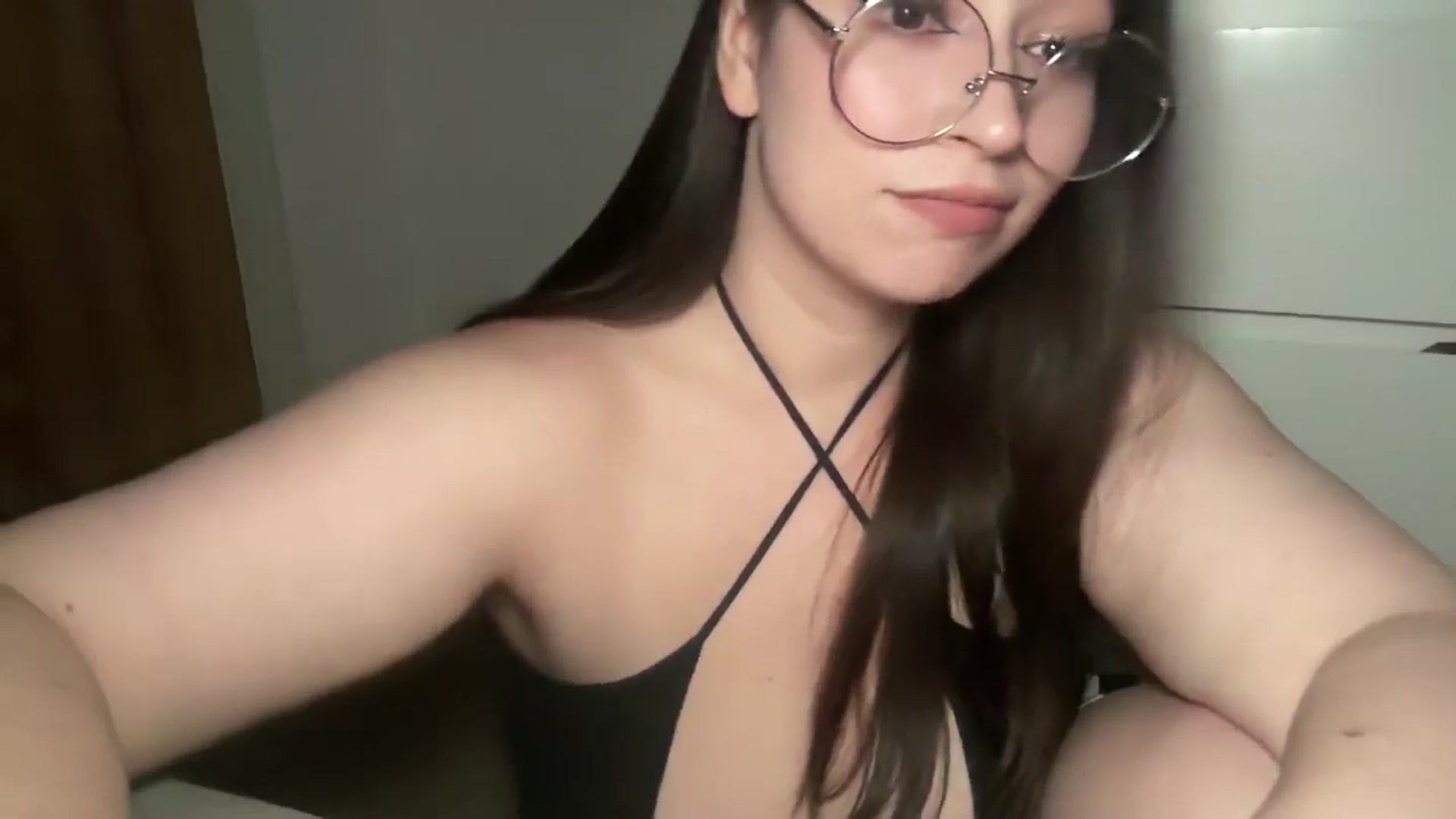 Gallery image thumbnail from Hasymura's myfreecams stream on, 03/12/2025, 23:16 image 20 of 20