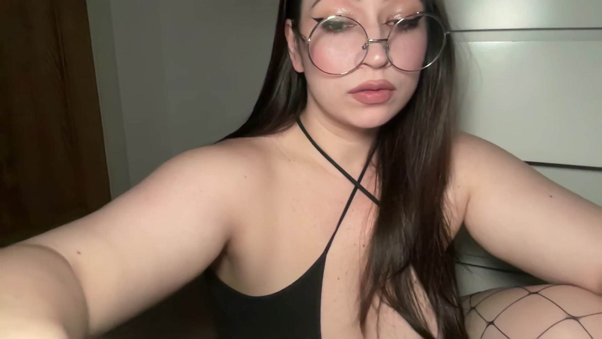 Gallery image thumbnail from Hasymura's myfreecams stream on, 03/22/2025, 22:50 image 14 of 20