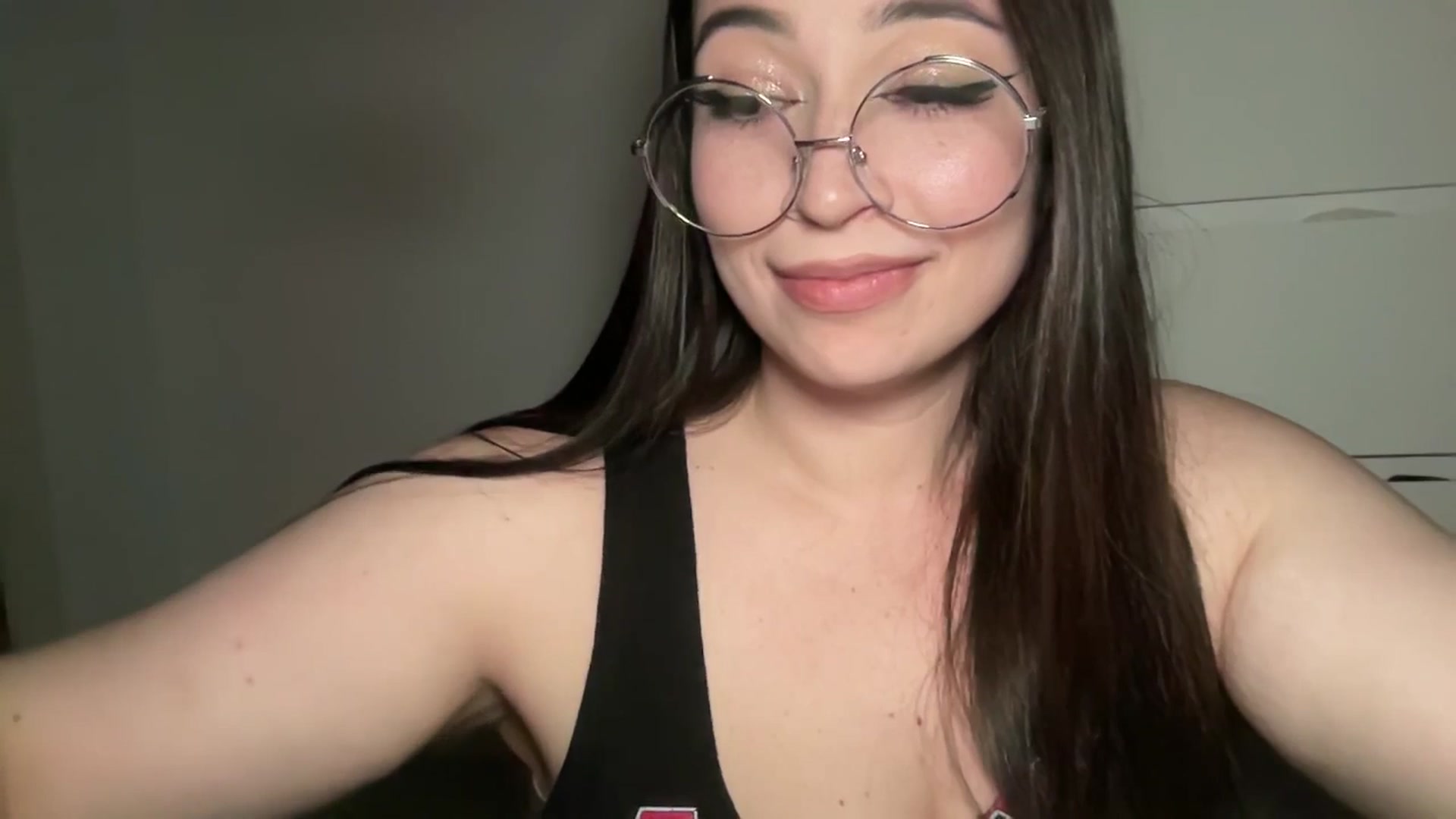 Gallery image thumbnail from Hasymura's myfreecams stream on, 04/07/2025, 22:08 image 11 of 20
