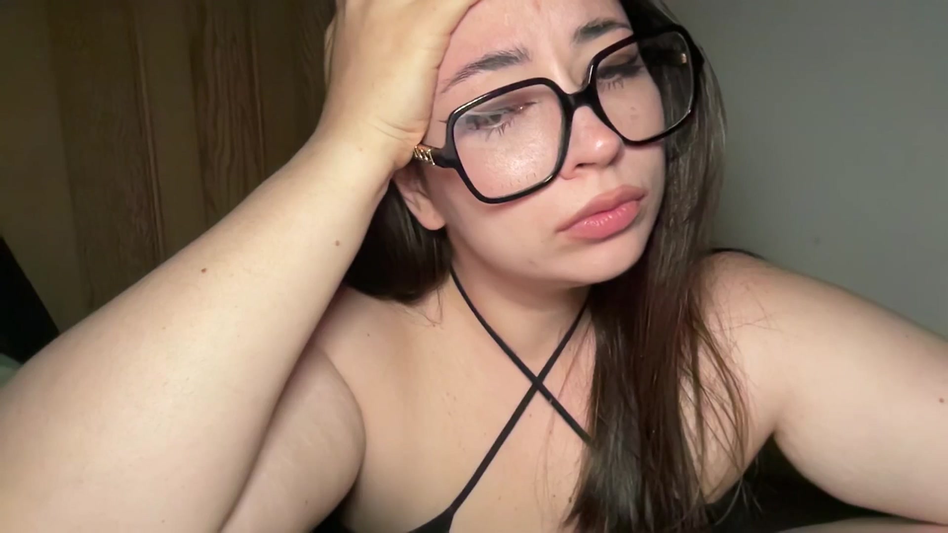 Gallery image thumbnail from Hasymura's myfreecams stream on, 05/14/2025, 22:27 image 10 of 20