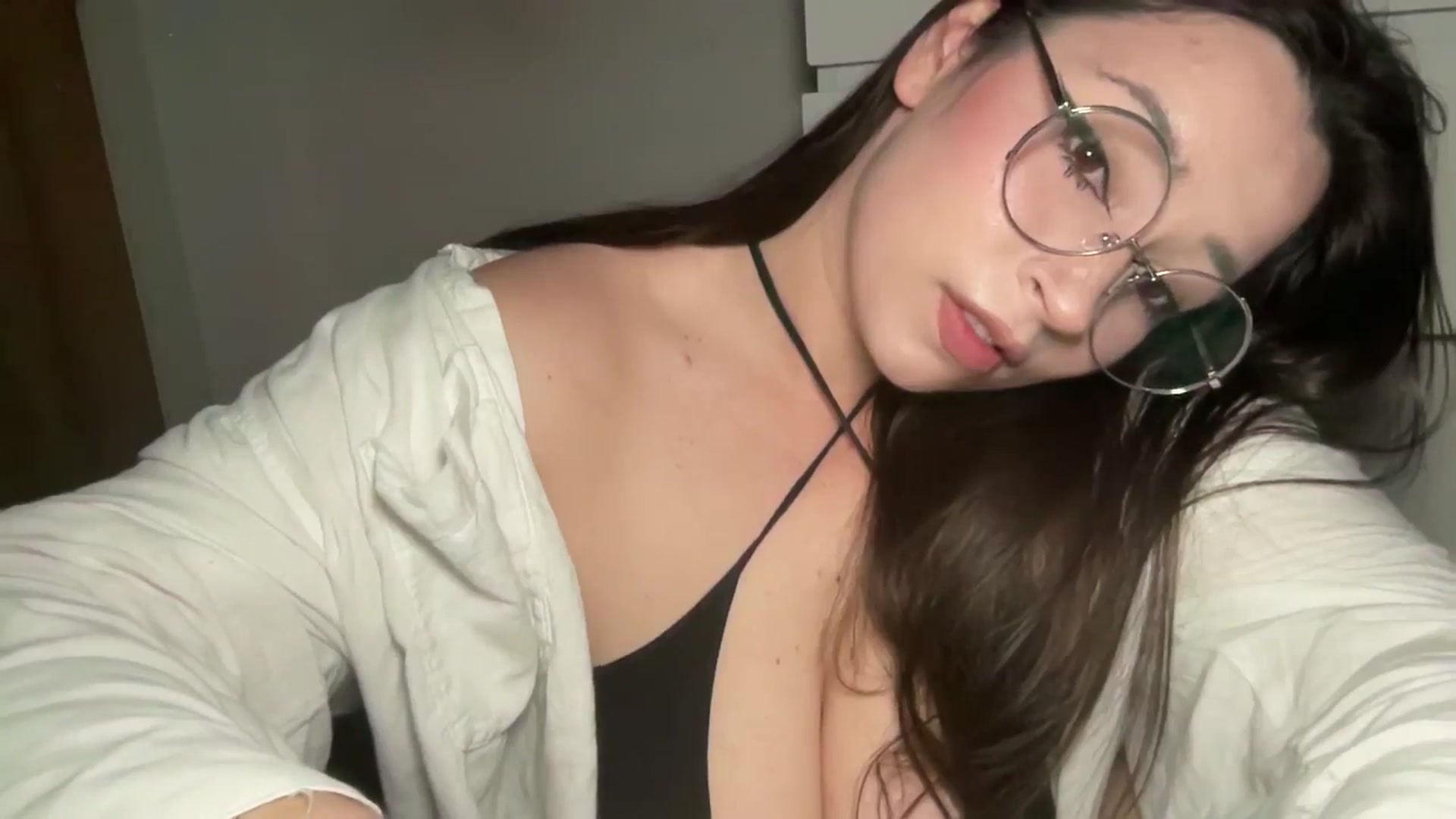 Gallery image thumbnail from Hasymura's myfreecams stream on, 06/20/2025, 23:07 image 18 of 20