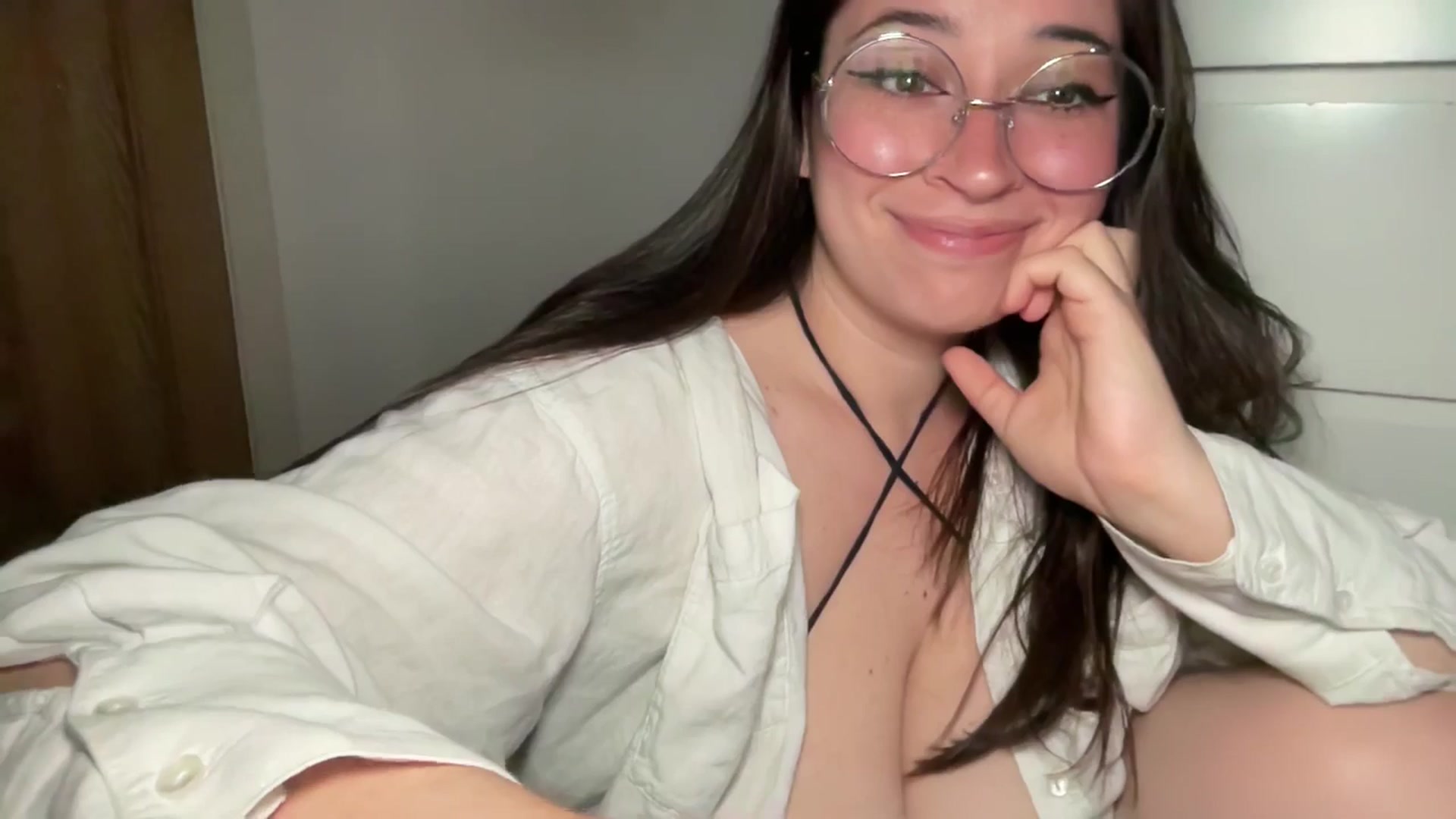 Gallery image thumbnail from Hasymura's myfreecams stream on, 06/22/2025, 20:01 image 9 of 20