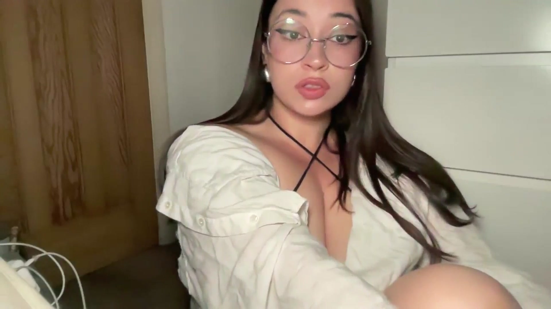 Gallery image thumbnail from Hasymura's myfreecams stream on, 07/13/2025, 20:02 image 8 of 20