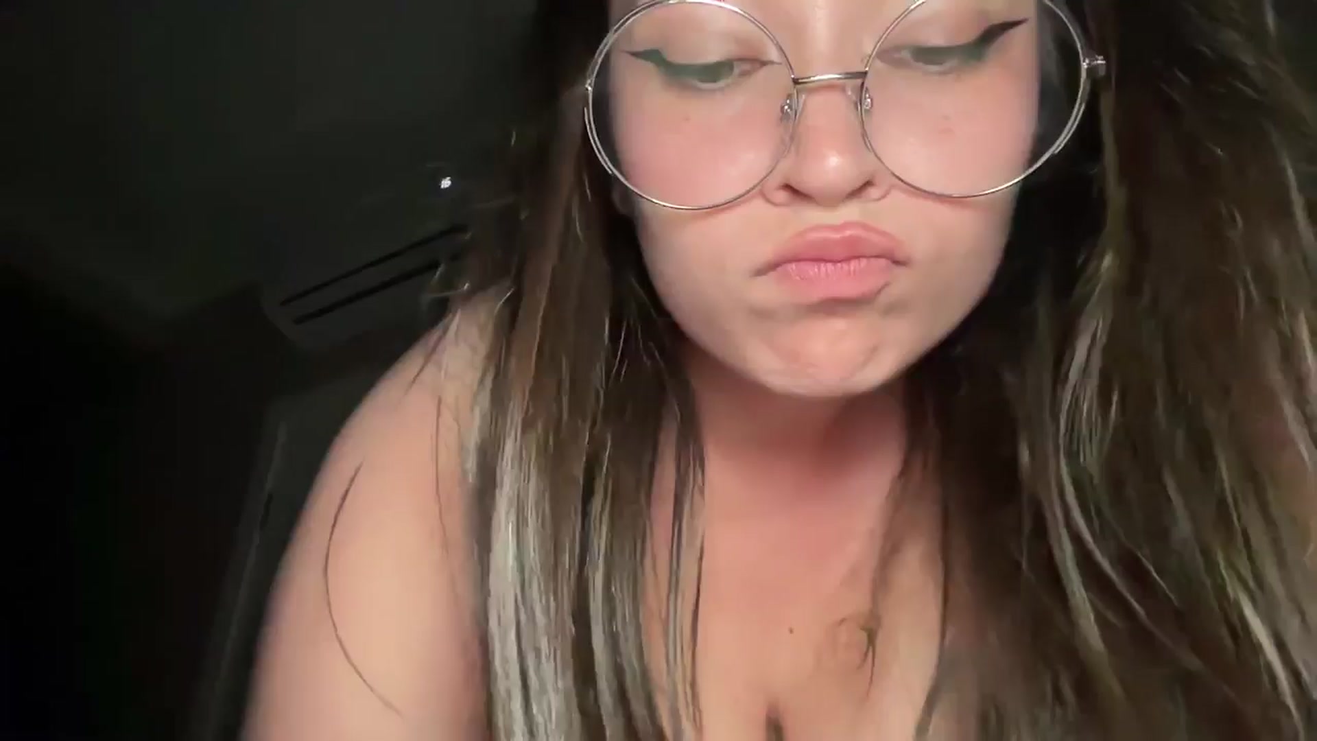 Gallery image thumbnail from Hasymura's myfreecams stream on, 07/16/2025, 23:22 image 19 of 20