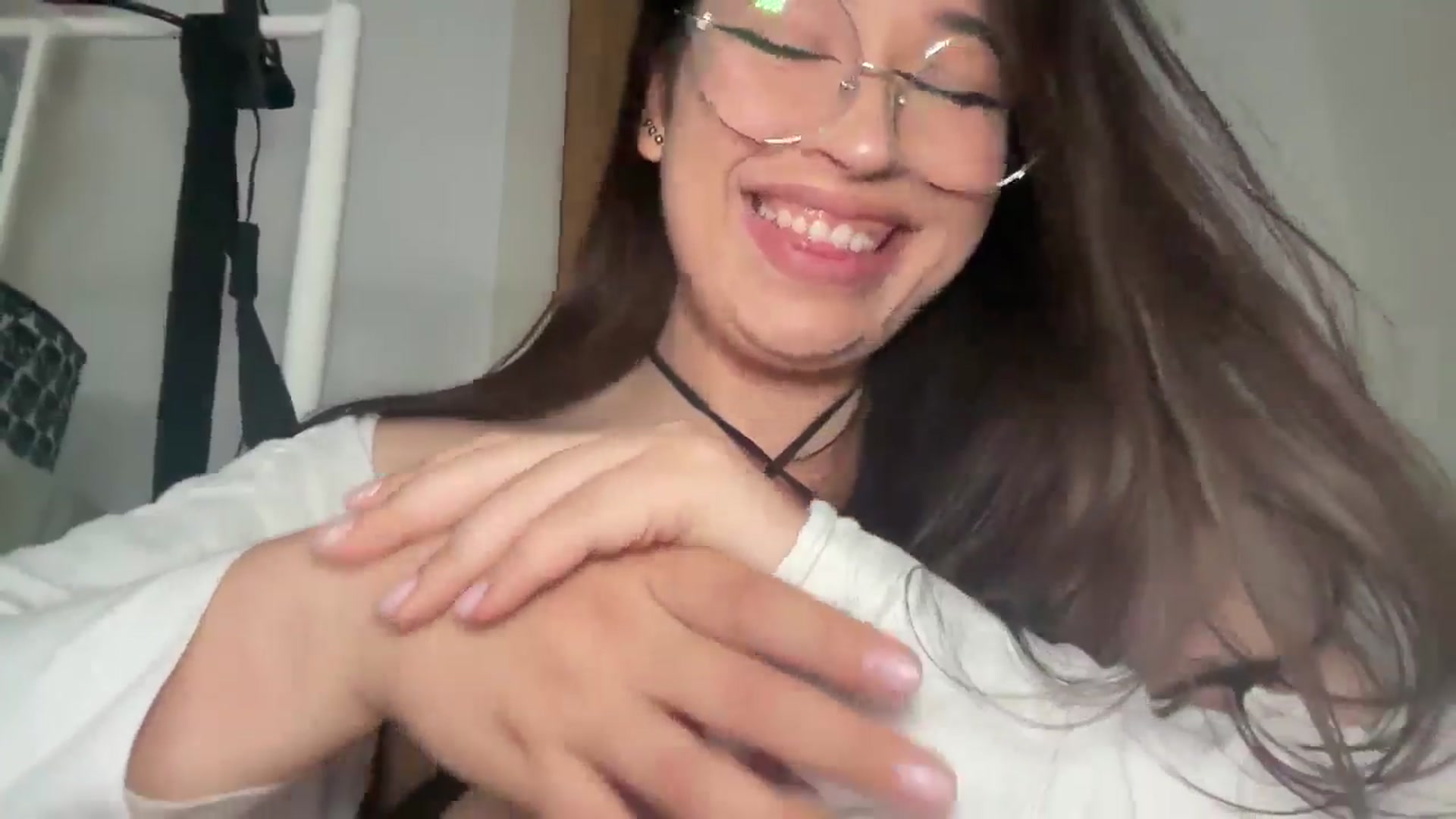Gallery image thumbnail from Hasymura's myfreecams stream on, 08/07/2025, 16:13 image 14 of 20