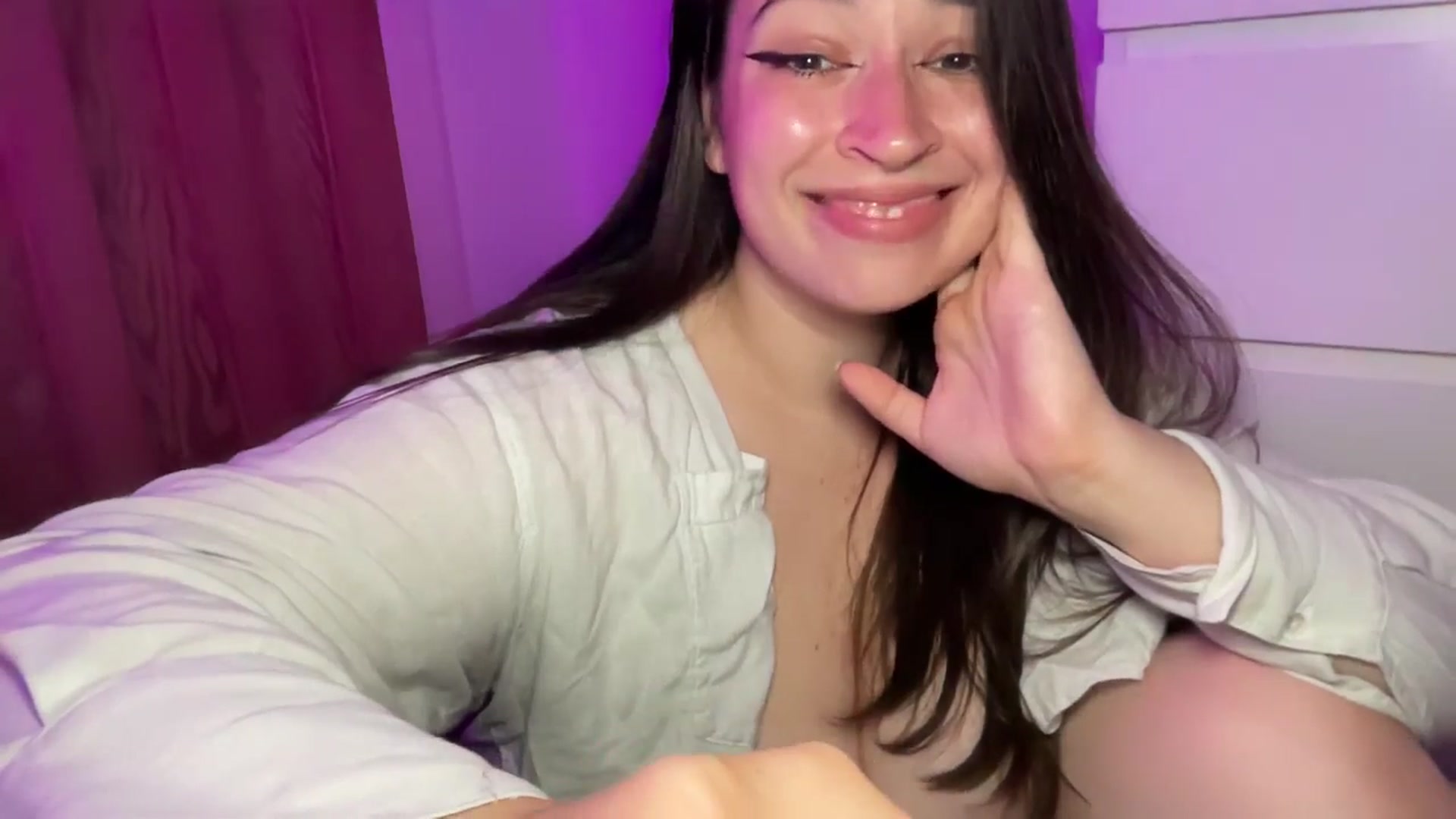 Gallery image thumbnail from Hasymura's myfreecams stream on, 09/05/2025, 22:48 image 12 of 20