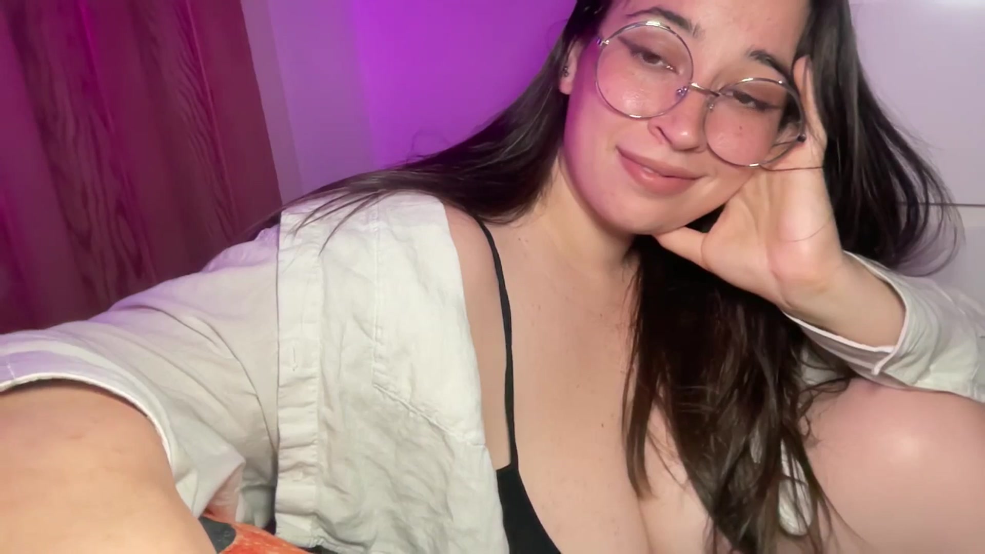 Gallery image thumbnail from Hasymura's myfreecams stream on, 09/27/2025, 20:09 image 12 of 20
