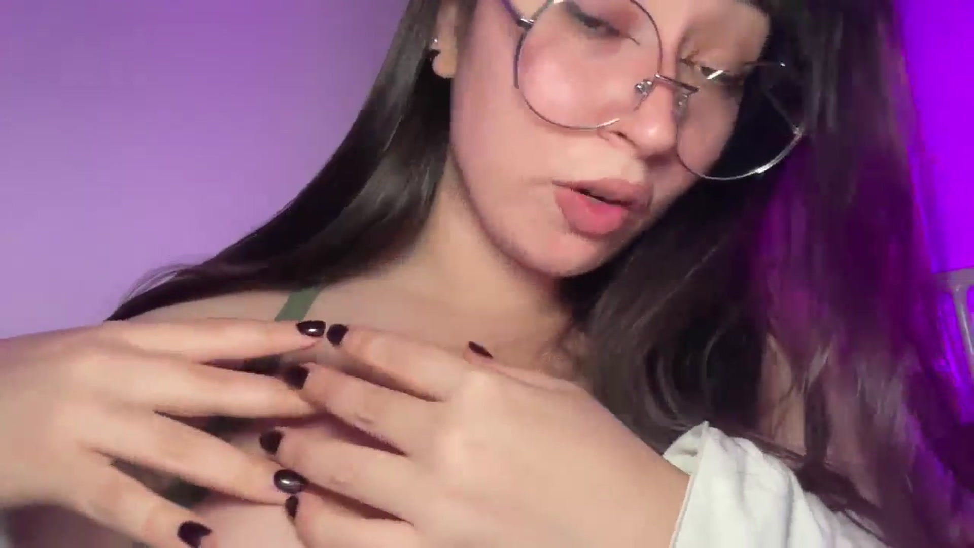 Gallery image thumbnail from Hasymura's myfreecams stream on, 11/14/2025, 22:09 image 19 of 20