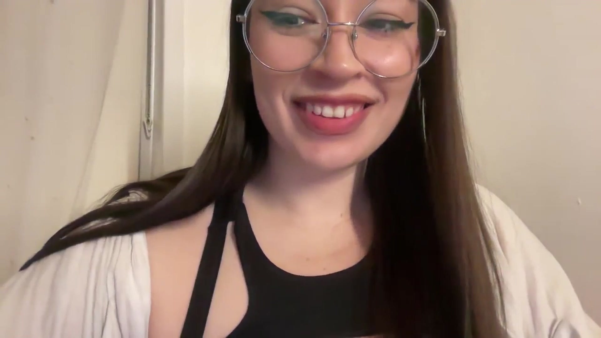 Gallery image thumbnail from Hasymura's myfreecams stream on, 02/01/2026, 19:28 image 5 of 20
