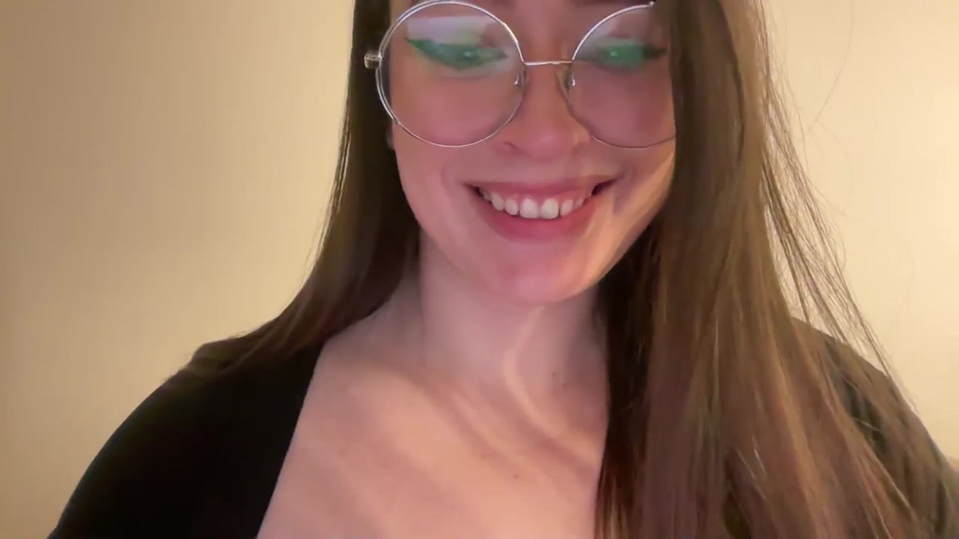 Gallery image thumbnail from Hasymura's myfreecams stream on, 02/01/2026, 21:26 image 18 of 20