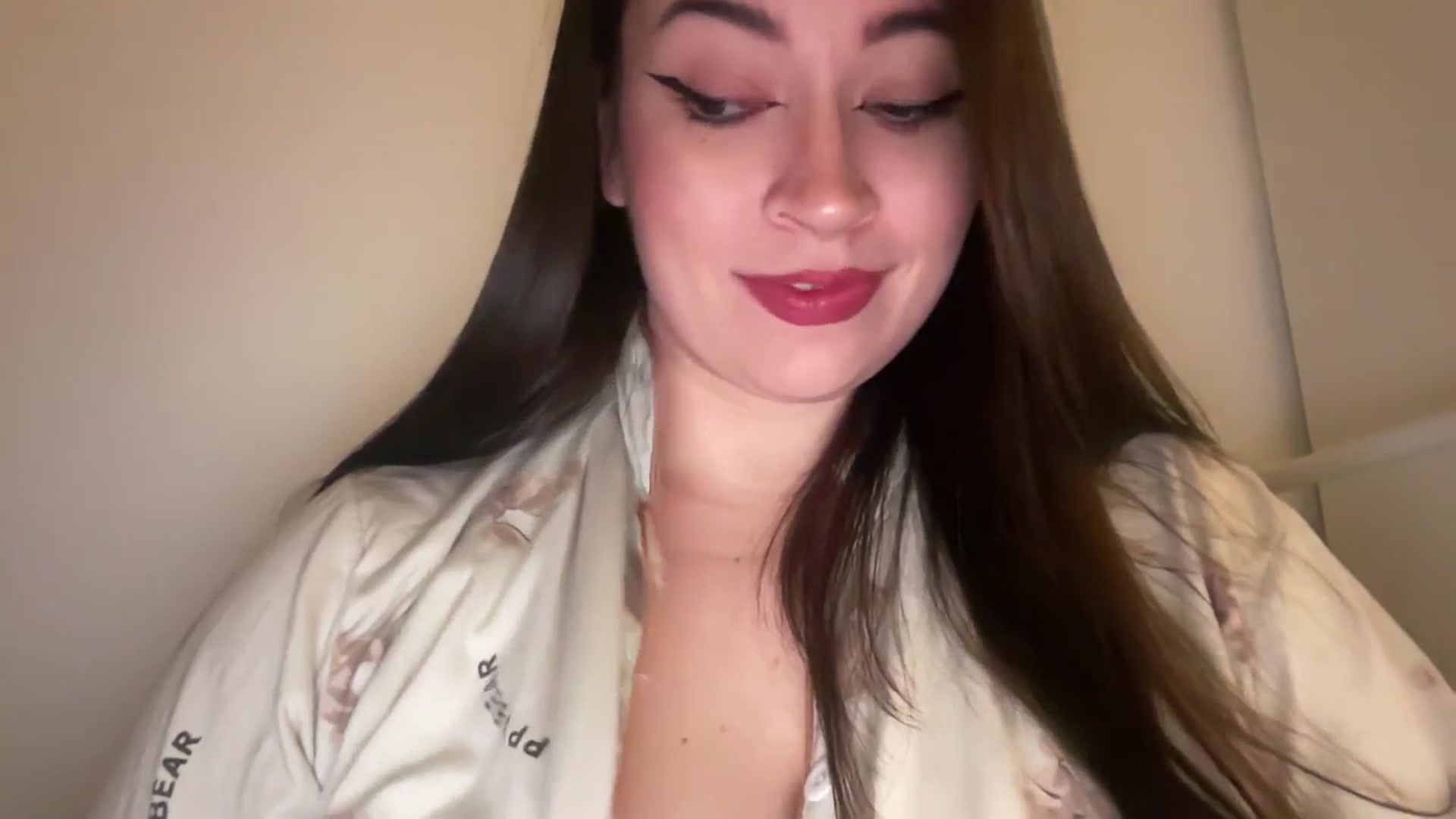 Gallery image thumbnail from Hasymura's myfreecams stream on, 02/05/2026, 23:39 image 3 of 20