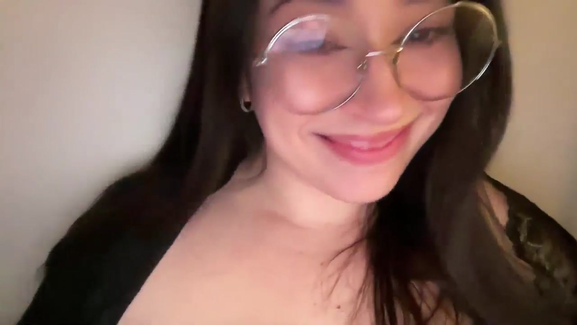 Gallery image thumbnail from Hasymura's myfreecams stream on, 02/12/2026, 02:13 image 13 of 20