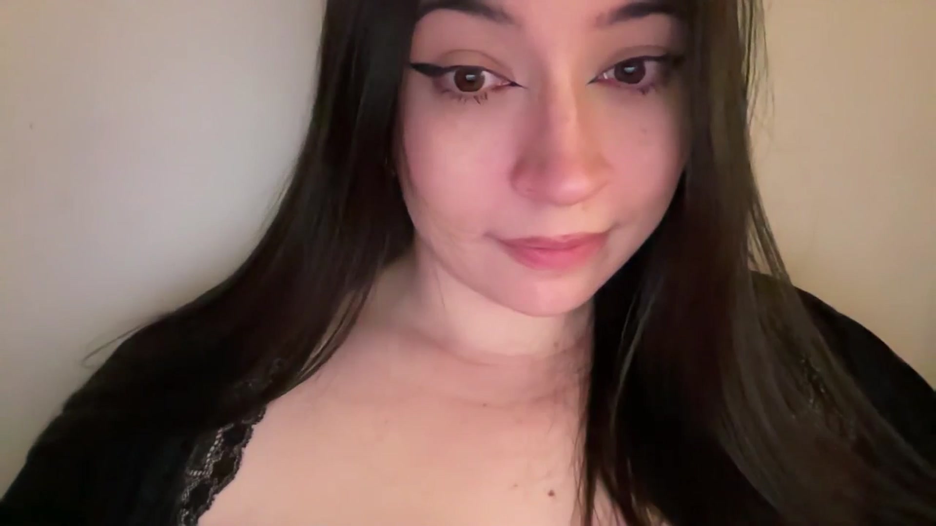 Gallery image thumbnail from Hasymura's myfreecams stream on, 02/12/2026, 02:13 image 20 of 20