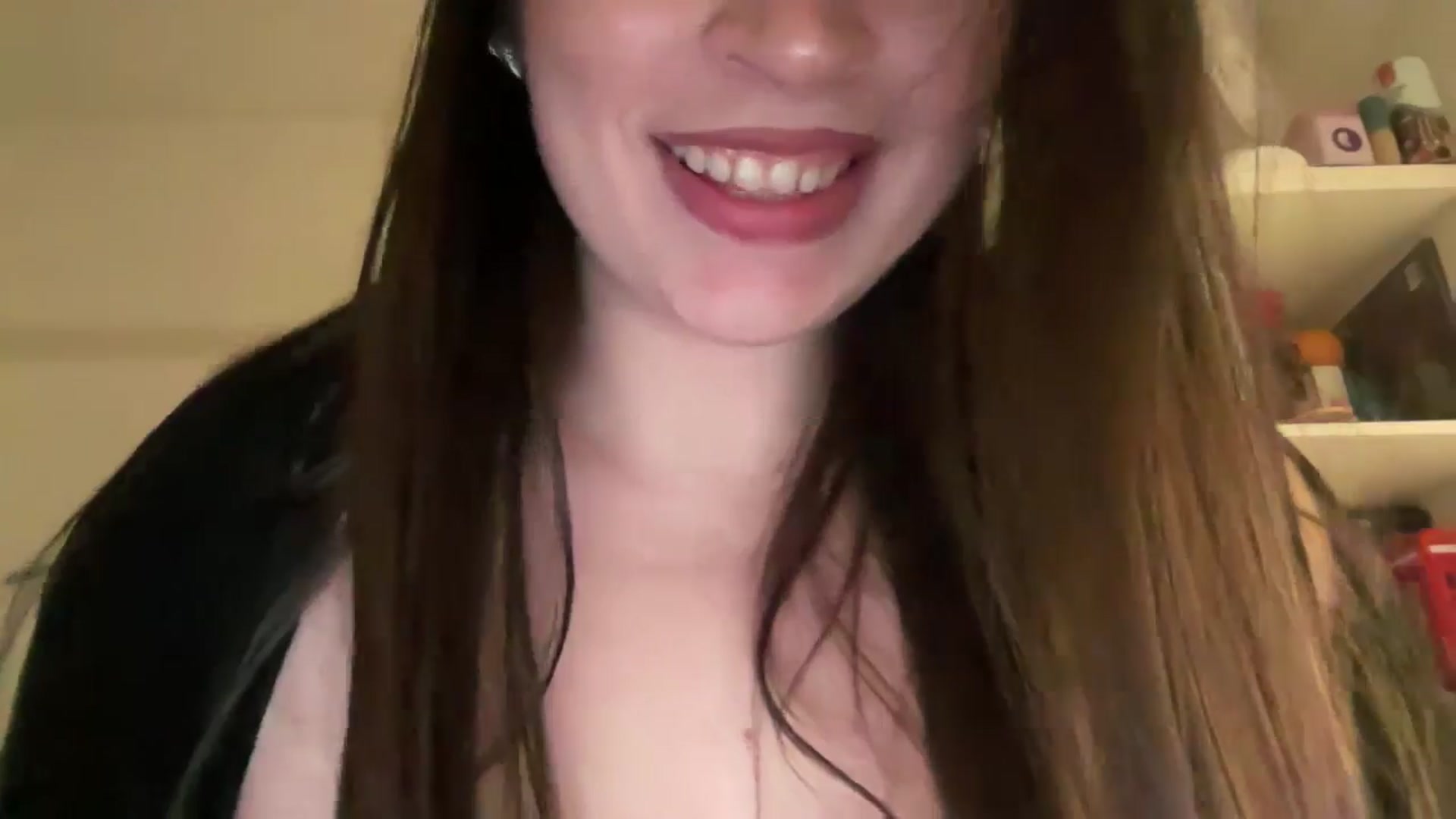 Gallery image thumbnail from Hasymura's myfreecams stream on, 02/13/2026, 24:12 image 17 of 20