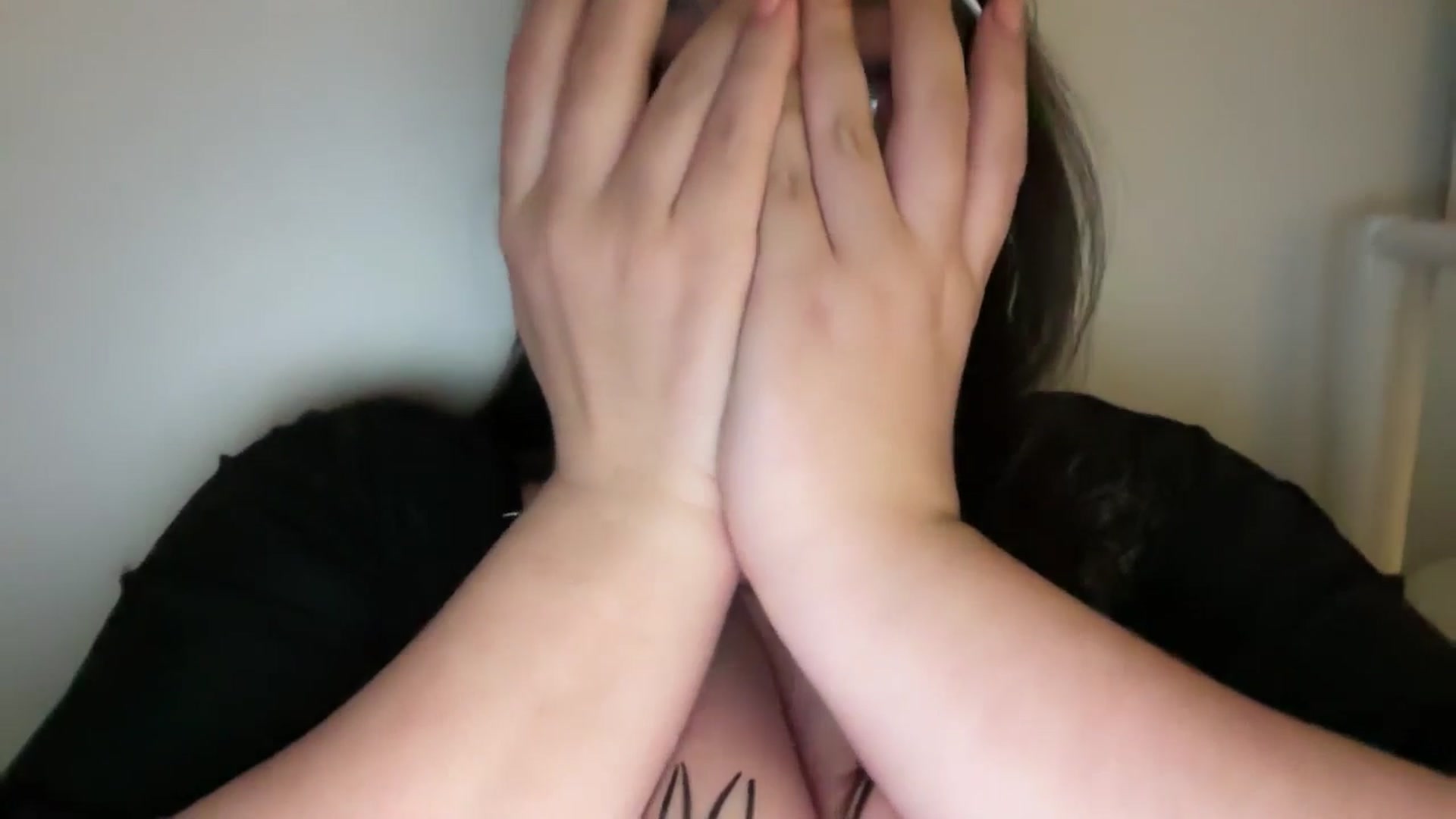 Gallery image thumbnail from Hasymura's myfreecams stream on, 02/17/2026, 24:09 image 9 of 20