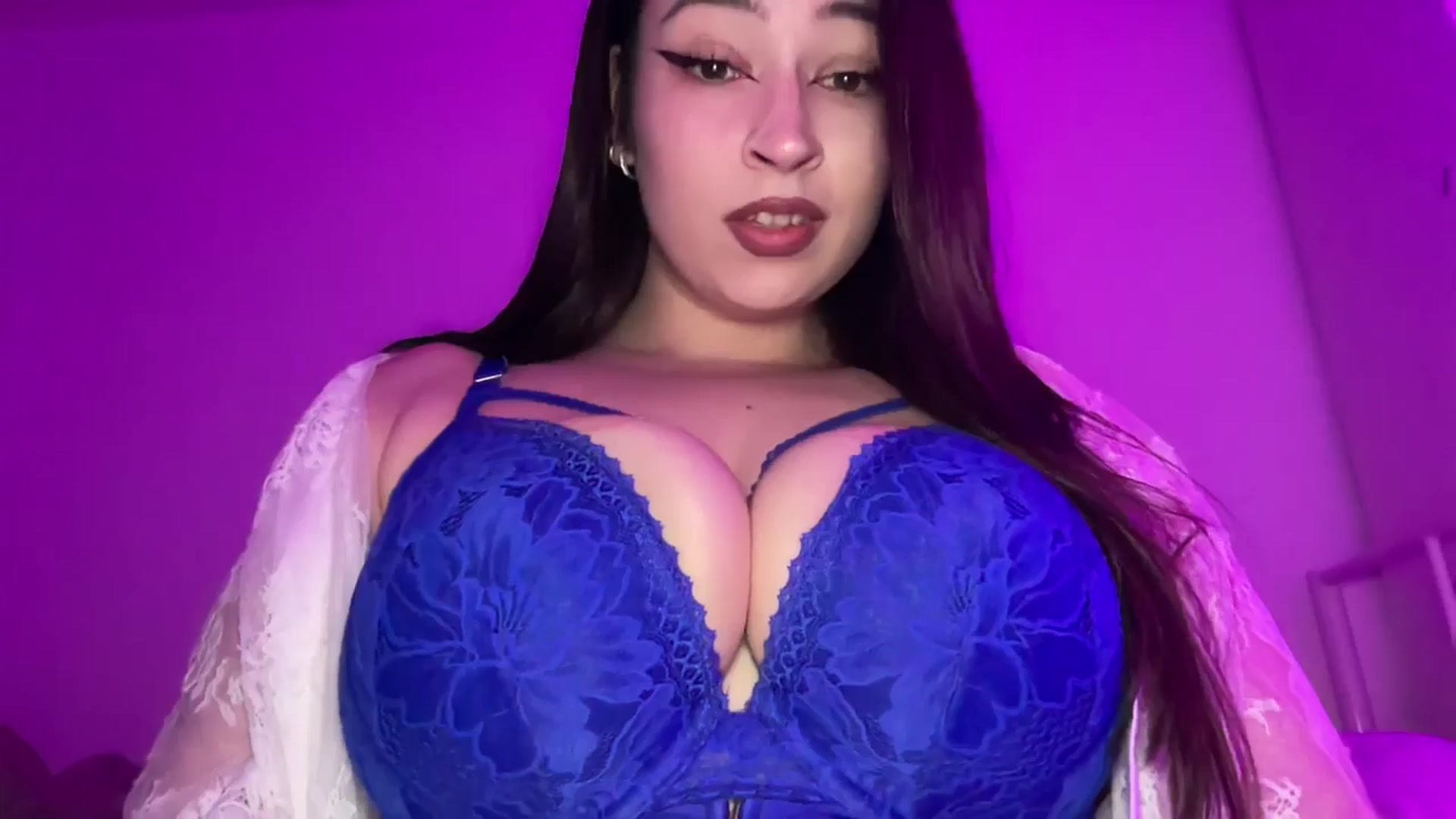 Gallery image thumbnail from Hasymura's myfreecams stream on, 04/15/2026, 20:58 image 15 of 20
