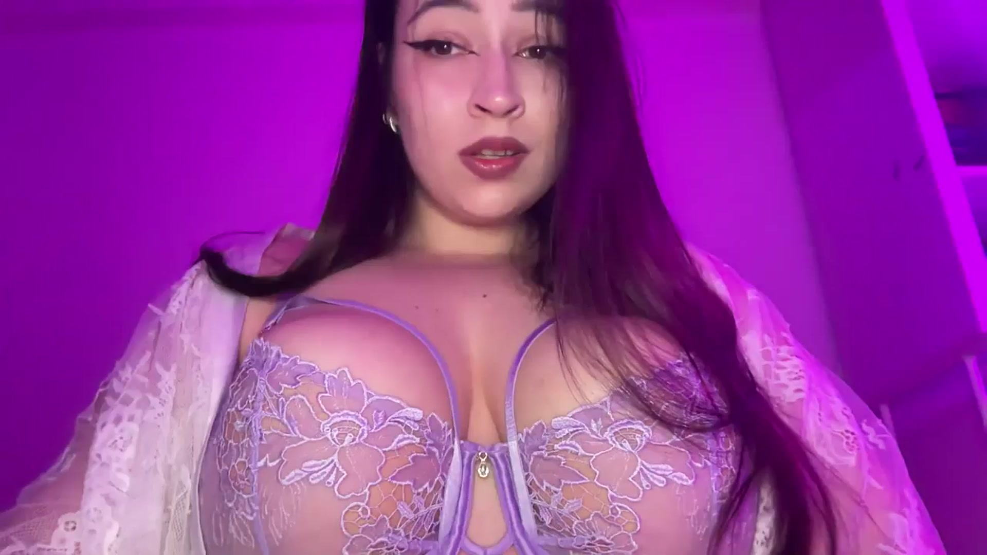 Gallery image thumbnail from Hasymura's myfreecams stream on, 04/16/2026, 21:21 image 11 of 20