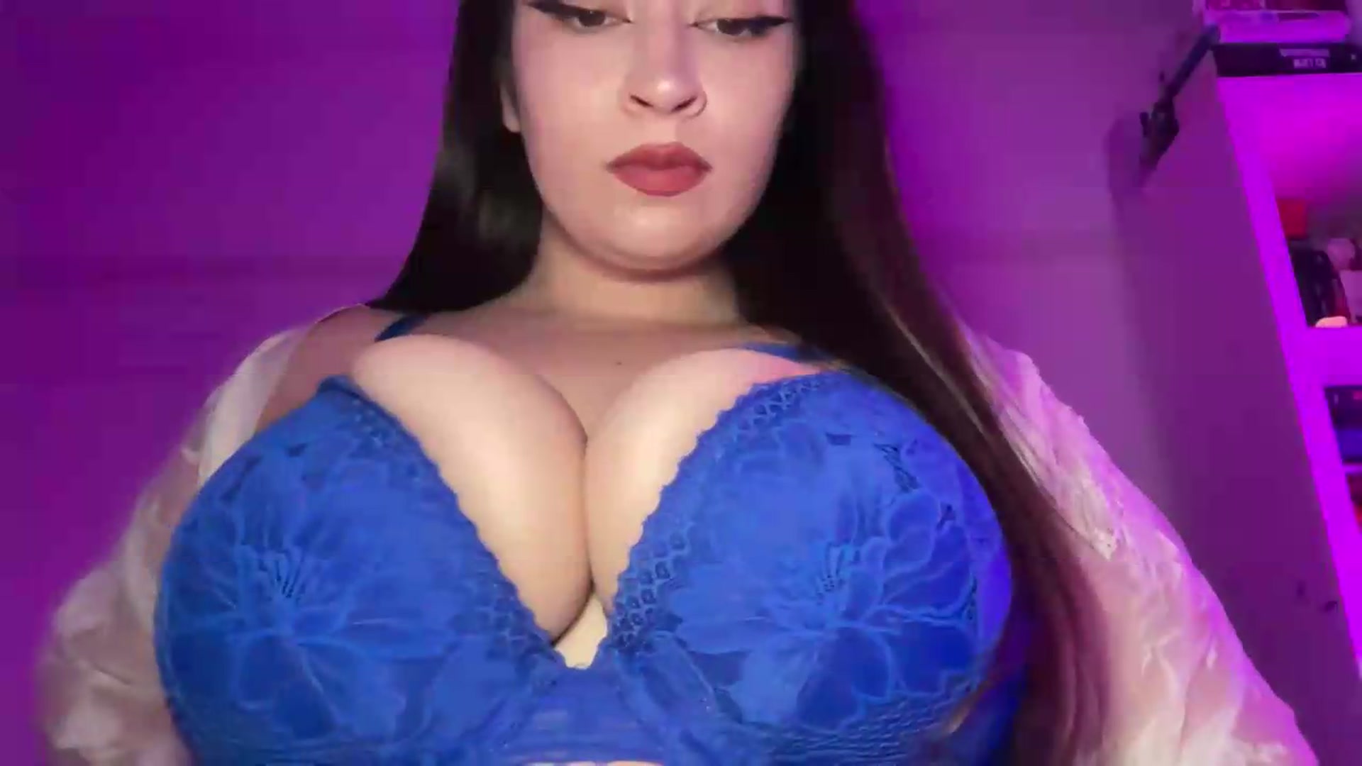 Gallery image thumbnail from Hasymura's myfreecams stream on, 05/18/2026, 21:29 image 3 of 20