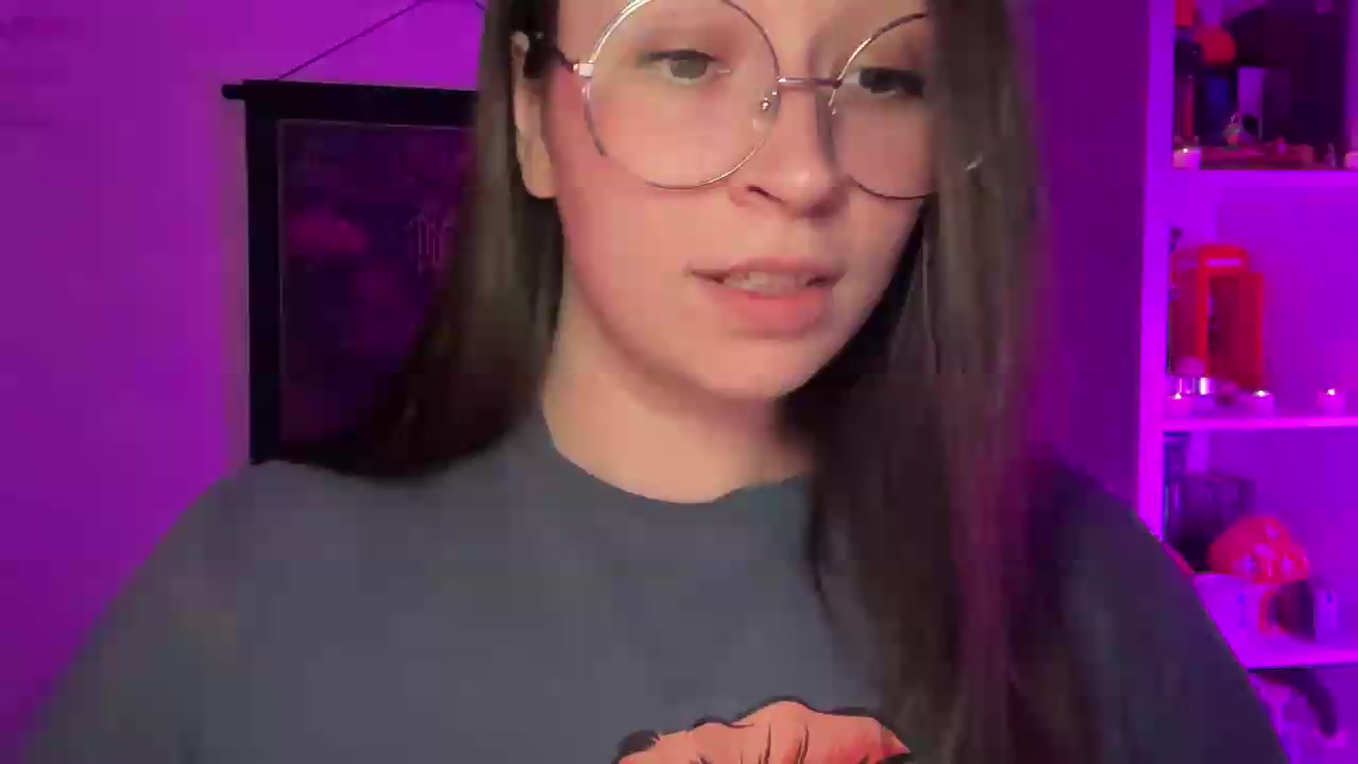 Gallery image thumbnail from Hasymura's myfreecams stream on, 08/05/2026, 21:37 image 11 of 20