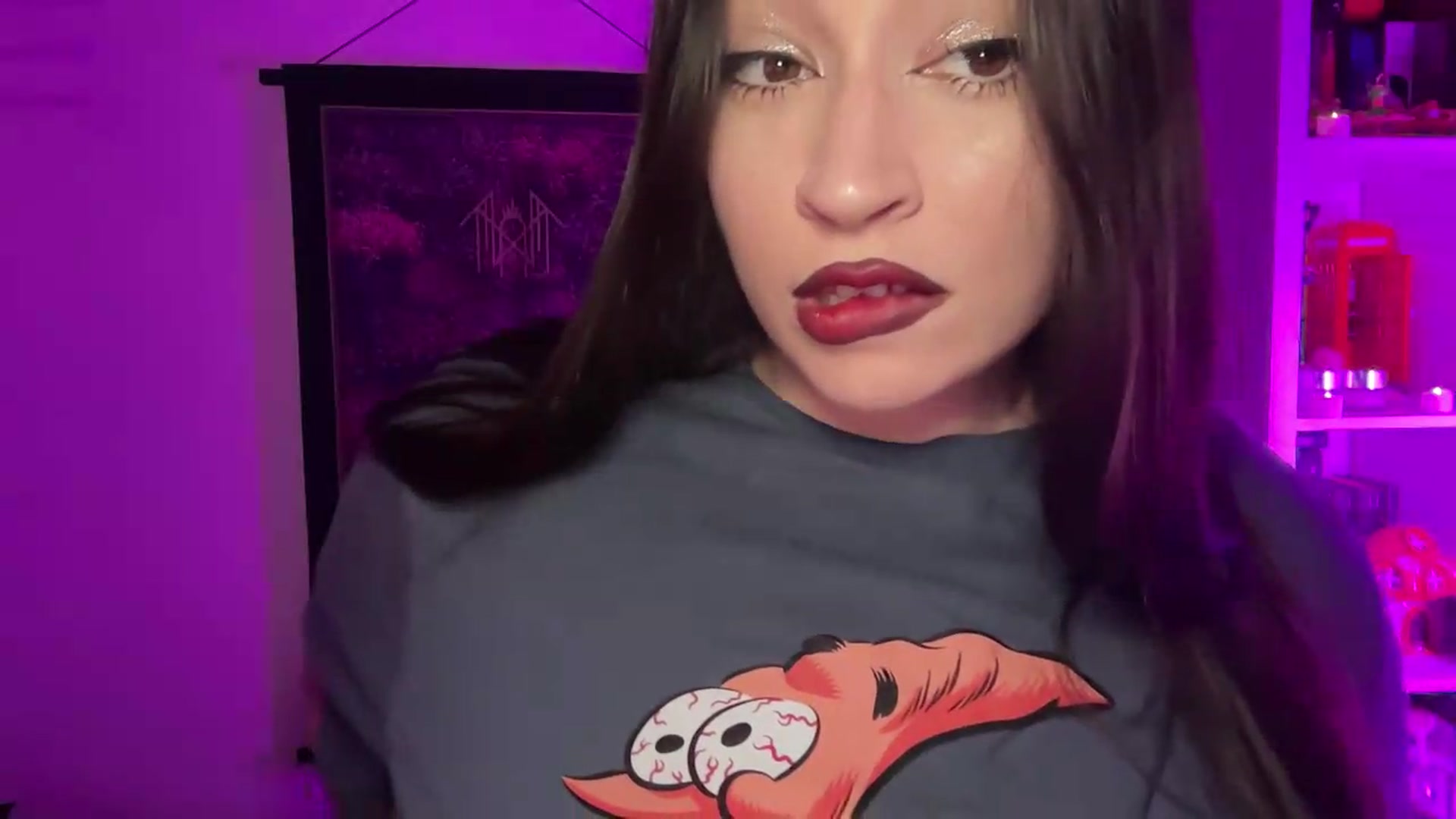 Gallery image thumbnail from Hasymura's myfreecams stream on, 08/06/2026, 20:42 image 5 of 20