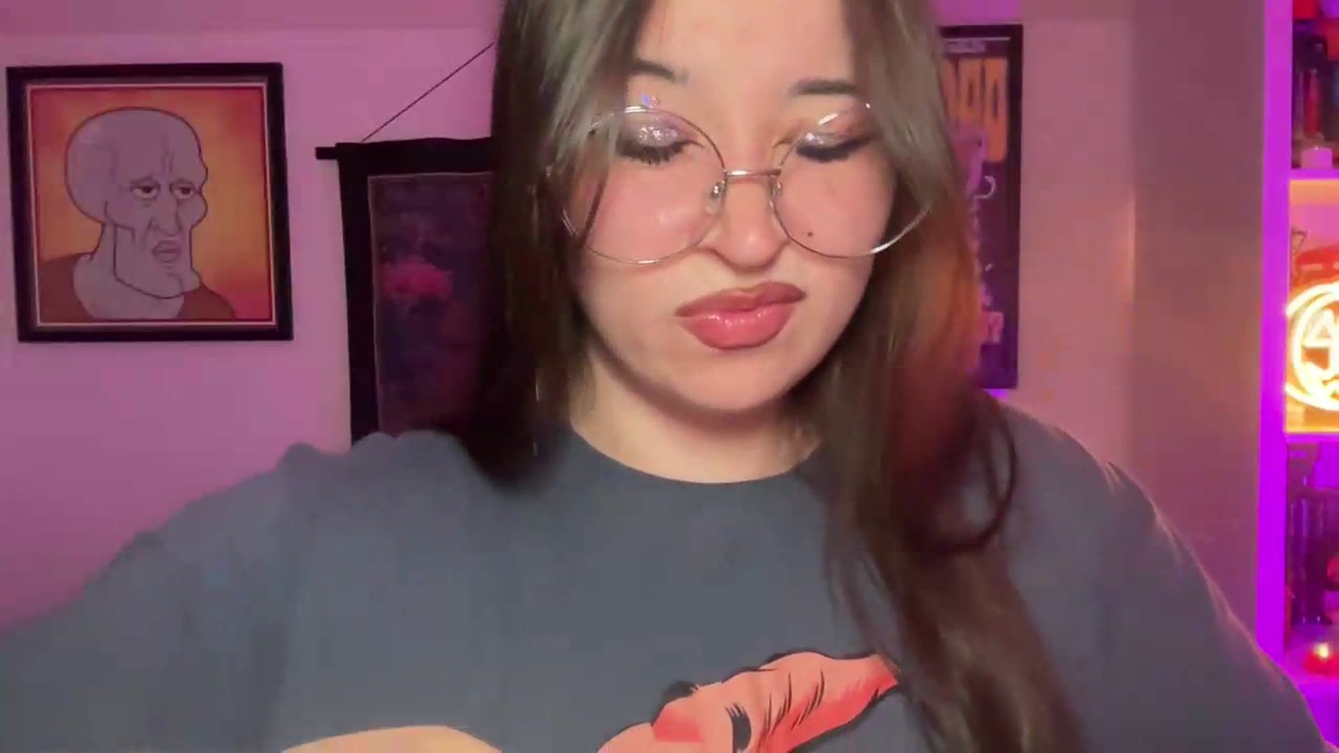Gallery image thumbnail from Hasymura's myfreecams stream on, 08/17/2026, 21:07 image 19 of 20