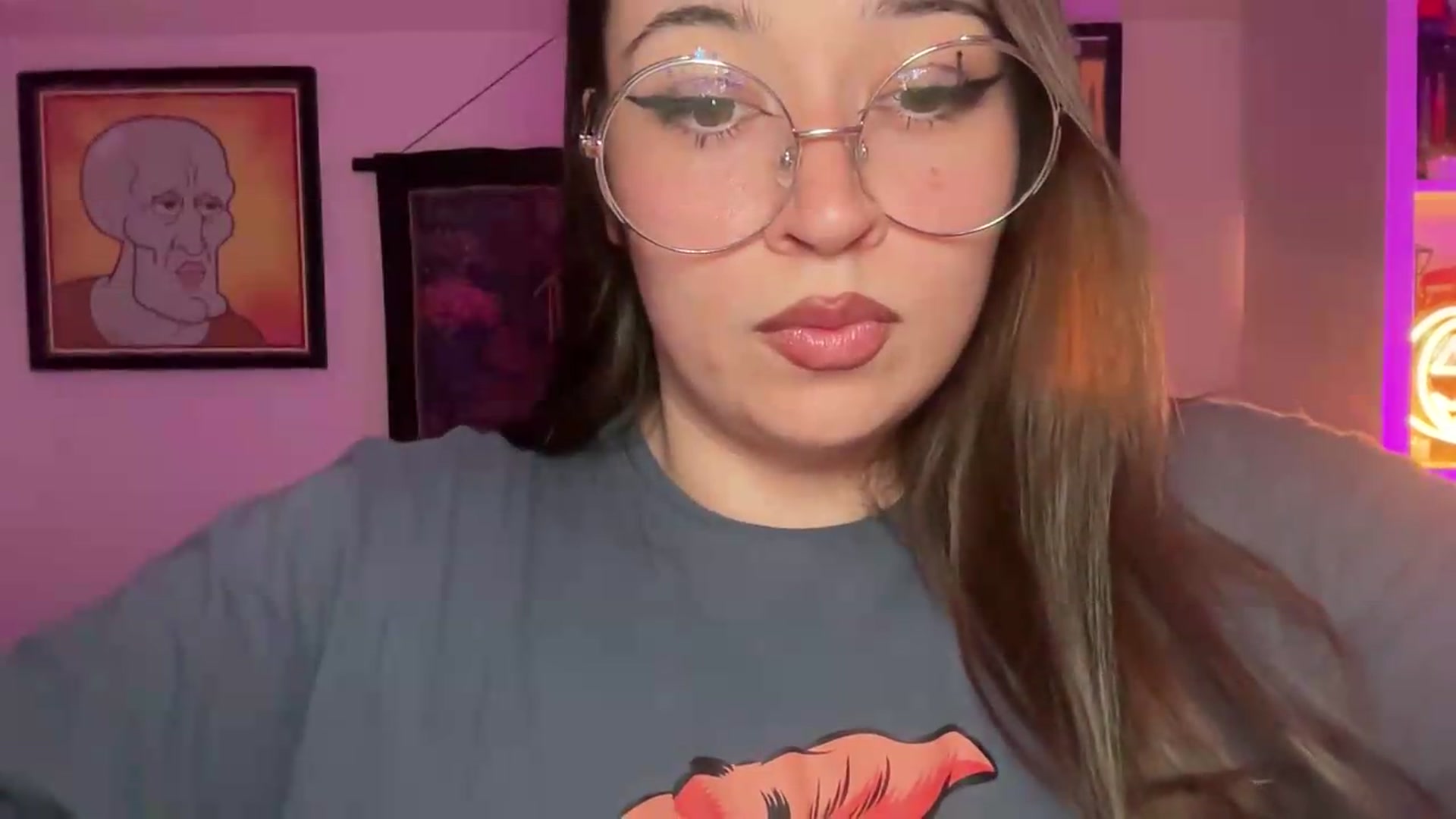 Gallery image thumbnail from Hasymura's myfreecams stream on, 08/17/2026, 21:07 image 17 of 20