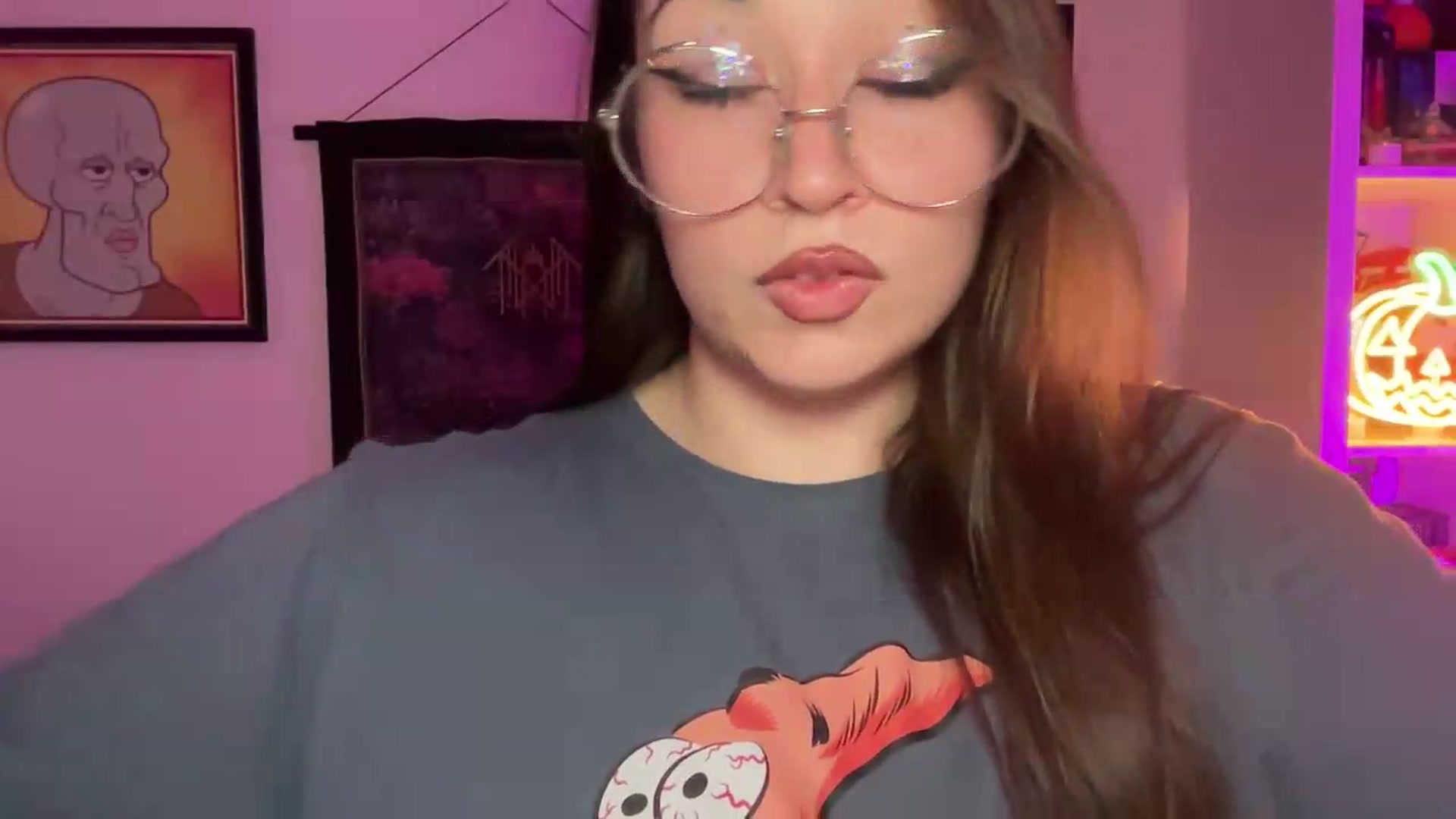 Gallery image thumbnail from Hasymura's myfreecams stream on, 08/17/2026, 21:43 image 3 of 20