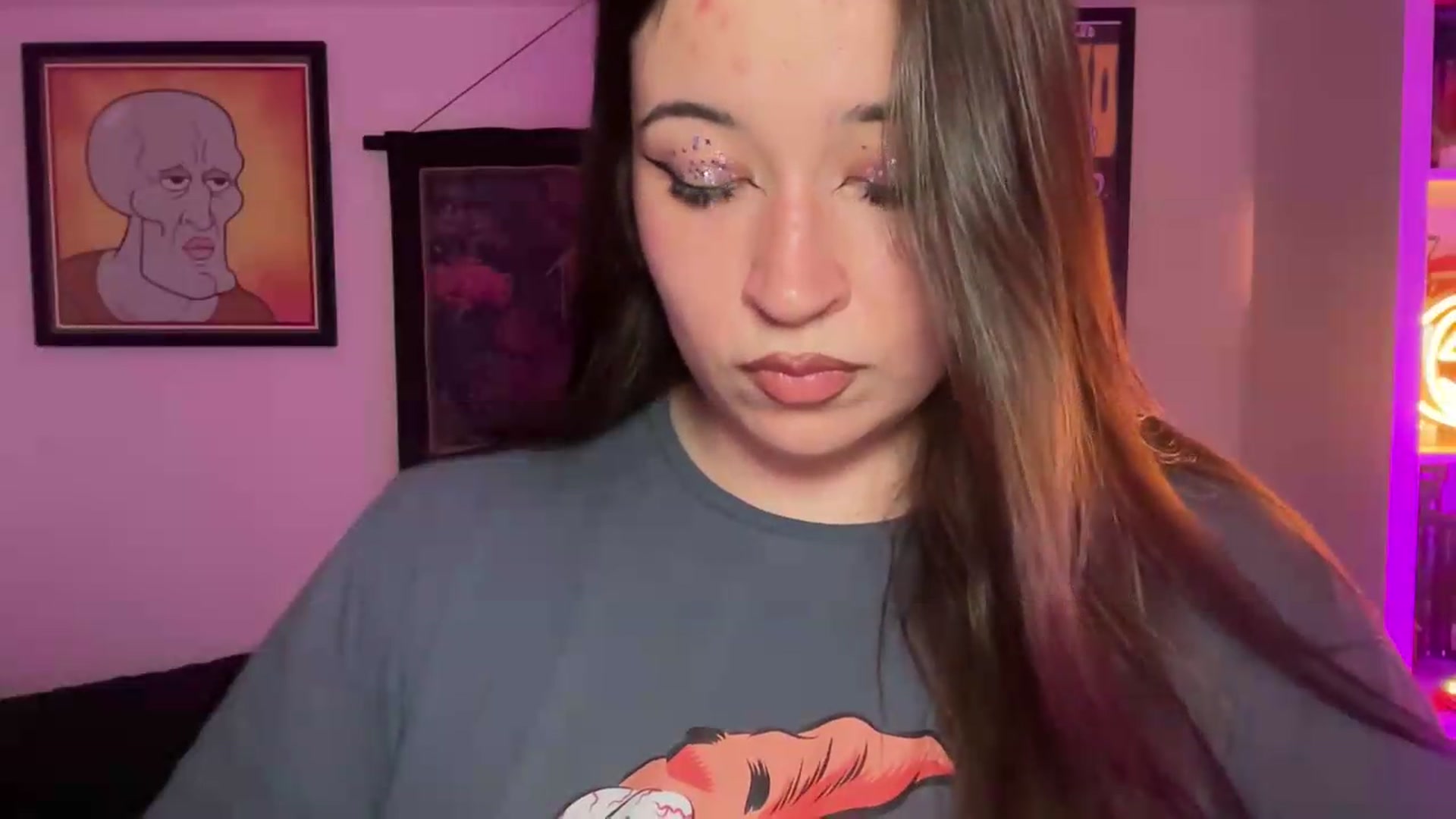 Gallery image thumbnail from Hasymura's myfreecams stream on, 08/17/2026, 21:43 image 13 of 20
