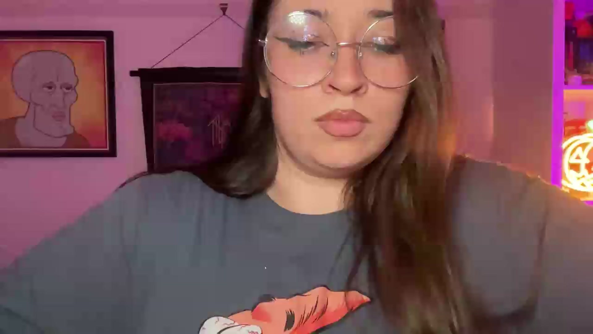 Gallery image thumbnail from Hasymura's myfreecams stream on, 08/17/2026, 23:04 image 15 of 20