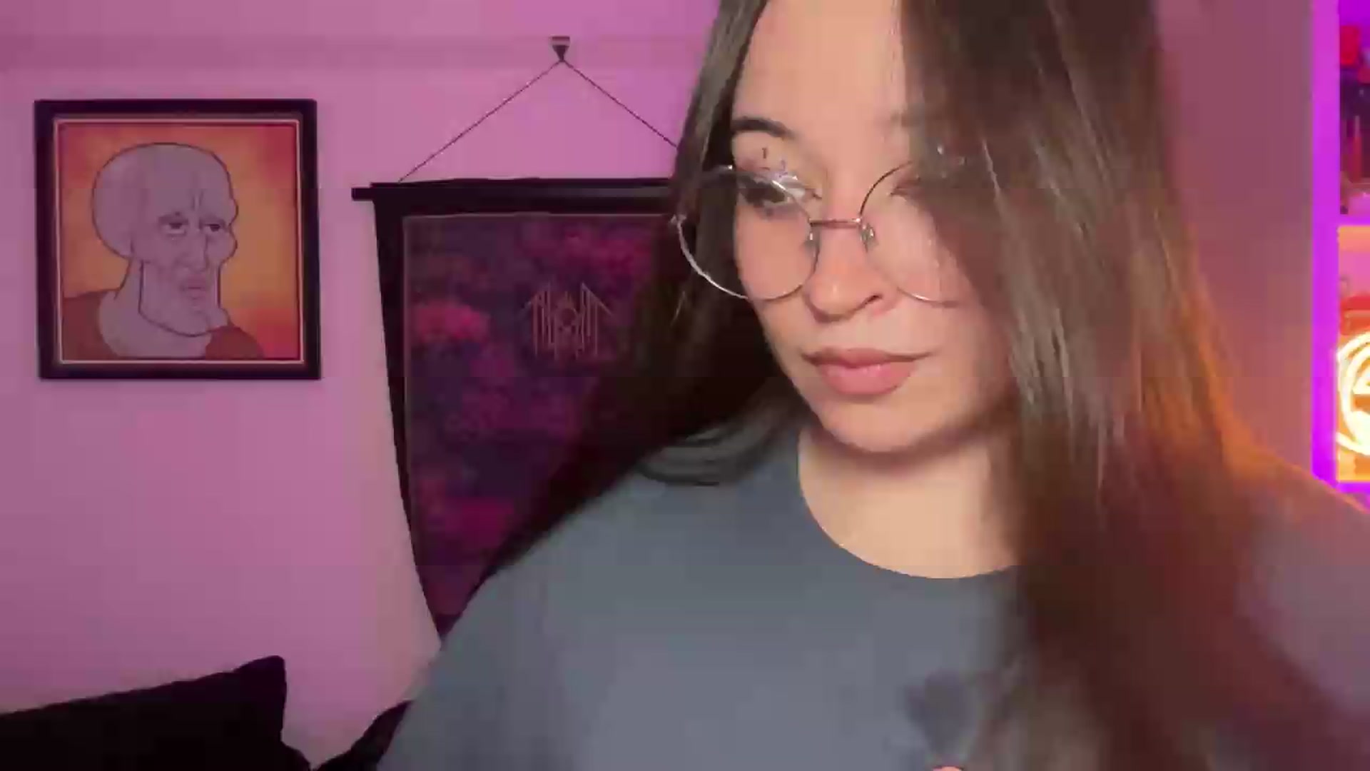 Gallery image thumbnail from Hasymura's myfreecams stream on, 08/17/2026, 23:04 image 16 of 20