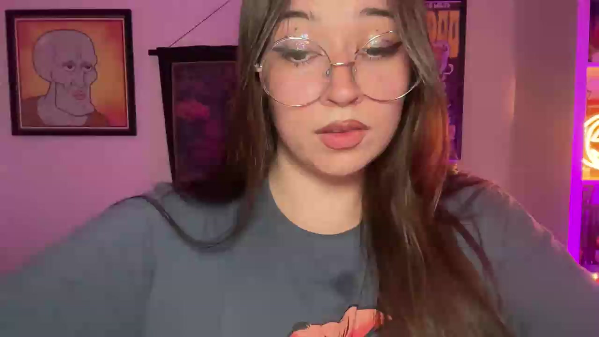 Gallery image thumbnail from Hasymura's myfreecams stream on, 08/17/2026, 23:04 image 17 of 20
