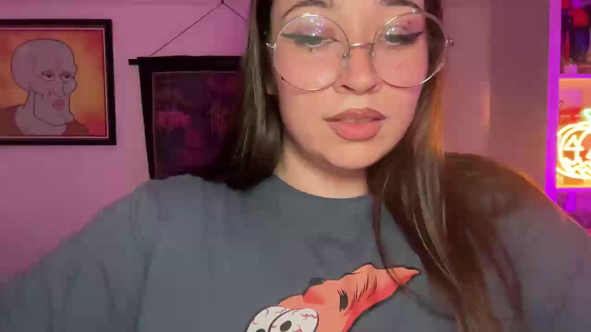 Gallery image thumbnail from Hasymura's myfreecams stream on, 08/17/2026, 23:04 image 13 of 20