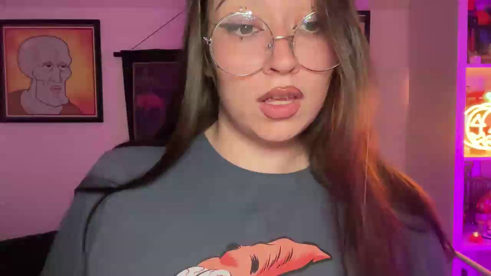 Gallery image thumbnail from Hasymura's myfreecams stream on, 08/17/2026, 23:04 image 14 of 20