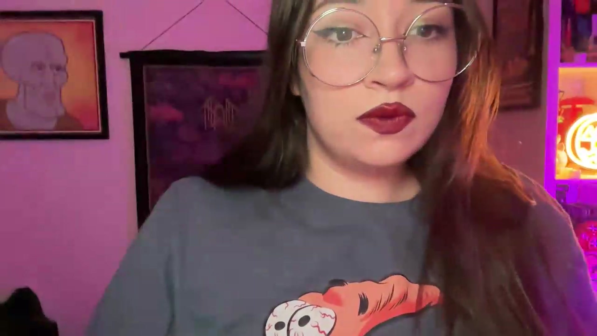Gallery image thumbnail from Hasymura's myfreecams stream on, 08/18/2026, 21:49 image 7 of 20