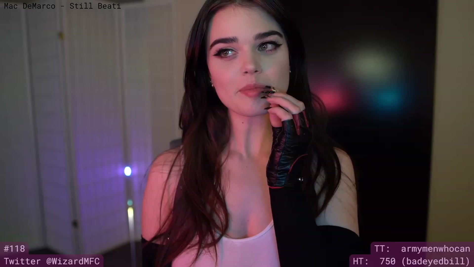Gallery image thumbnail from HauntedWizard's myfreecams stream on, 10/19/2023, 08:25 image 16 of 20