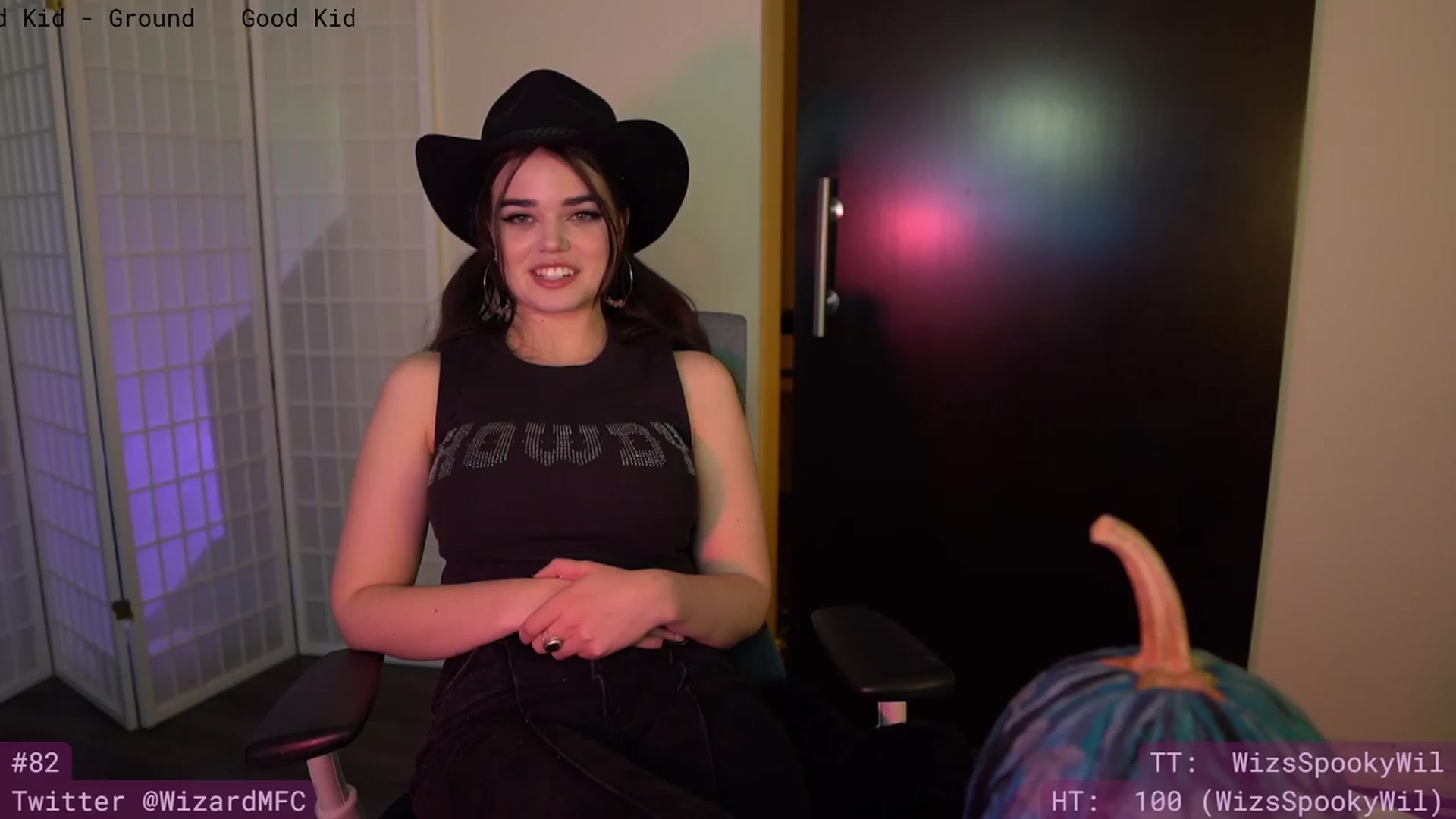 Gallery image thumbnail from HauntedWizard's myfreecams stream on, 10/31/2023, 08:59 image 11 of 20