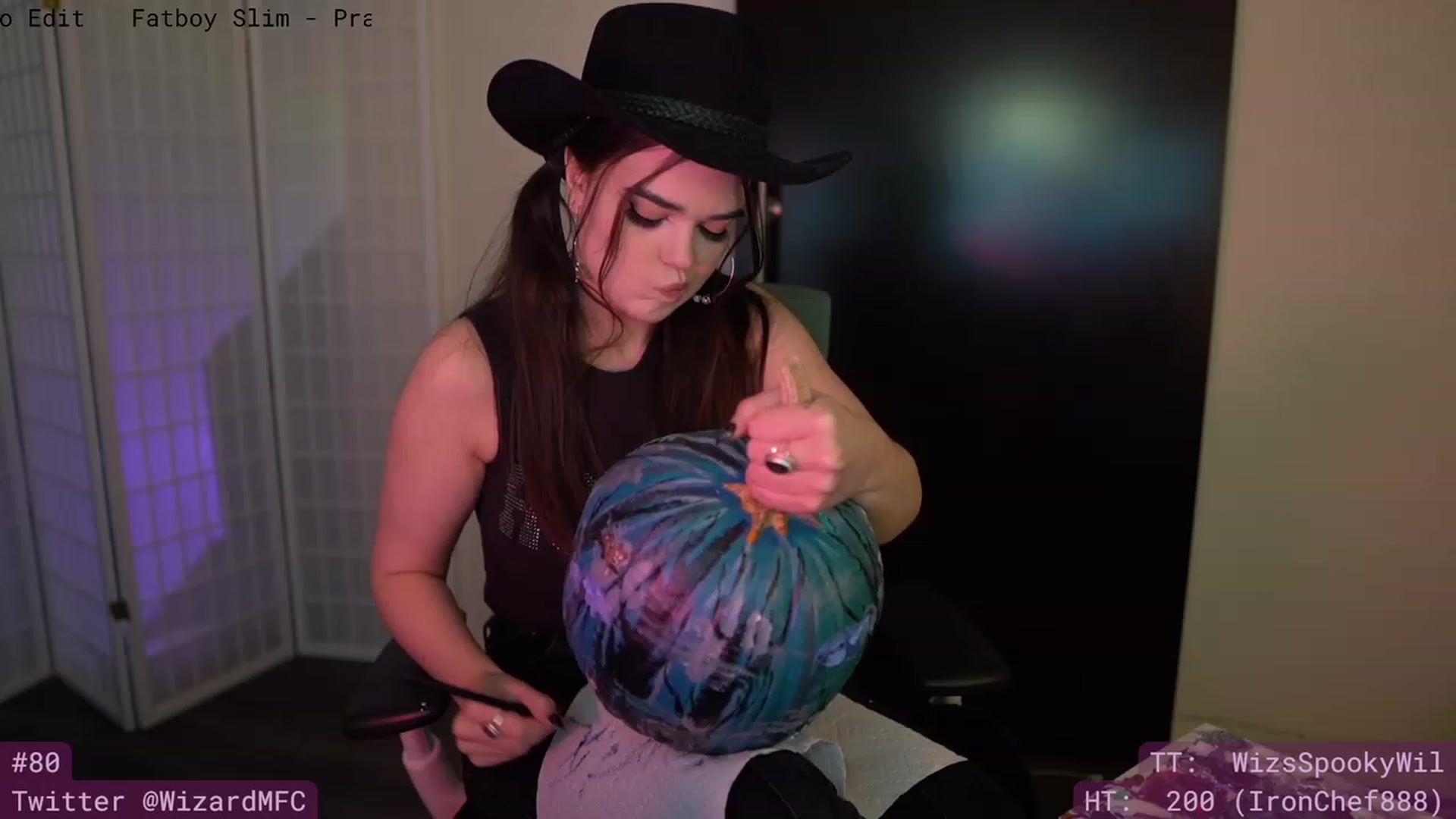 Gallery image thumbnail from HauntedWizard's myfreecams stream on, 10/31/2023, 10:28 image 9 of 20