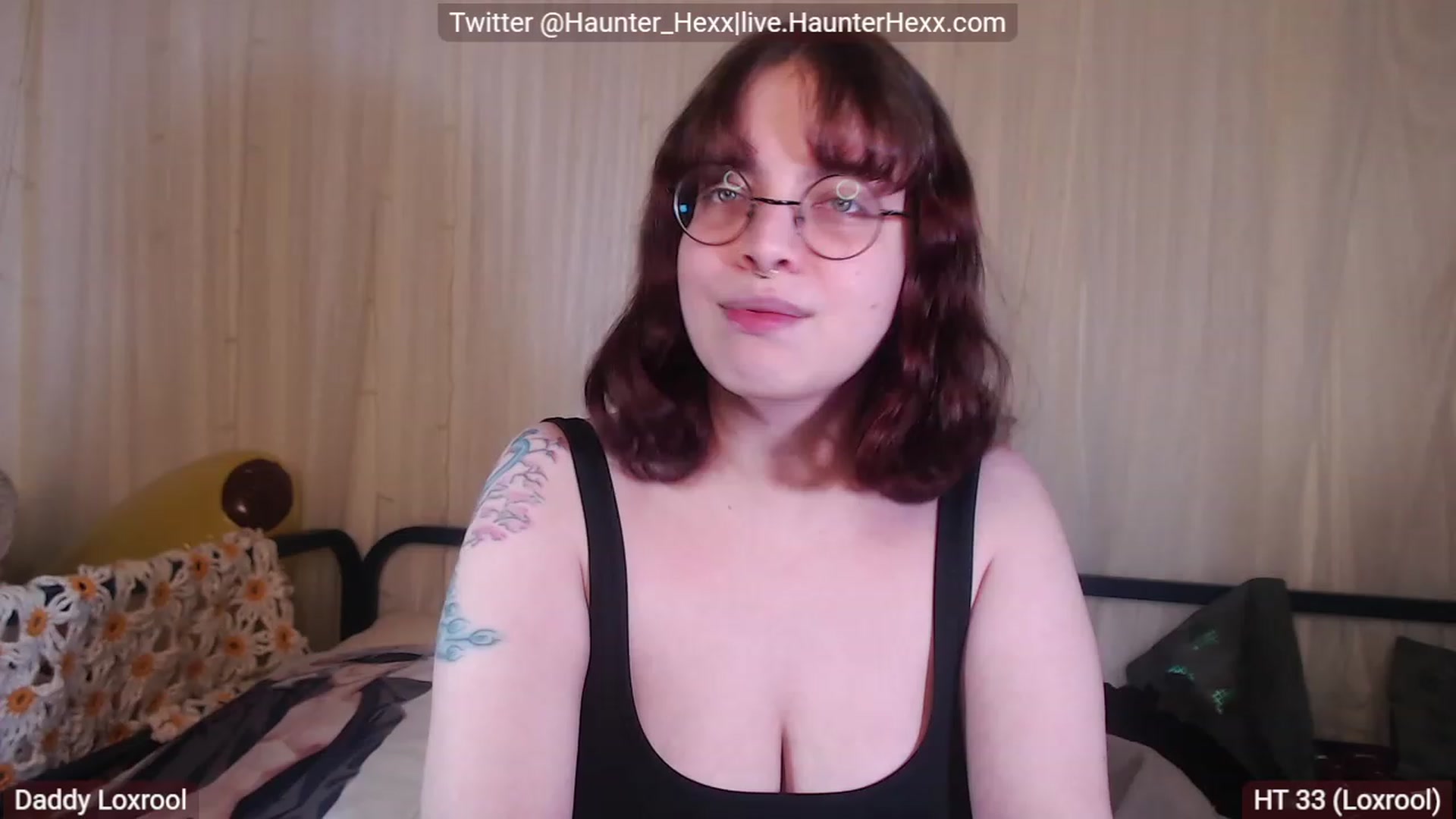 Gallery image thumbnail from Haunter_Hexx's myfreecams stream on, 11/19/2022, 07:51 image 4 of 20