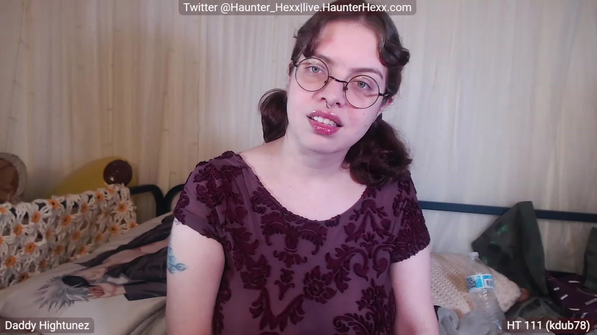 Gallery image thumbnail from Haunter_Hexx's myfreecams stream on, 11/23/2022, 09:09 image 9 of 20